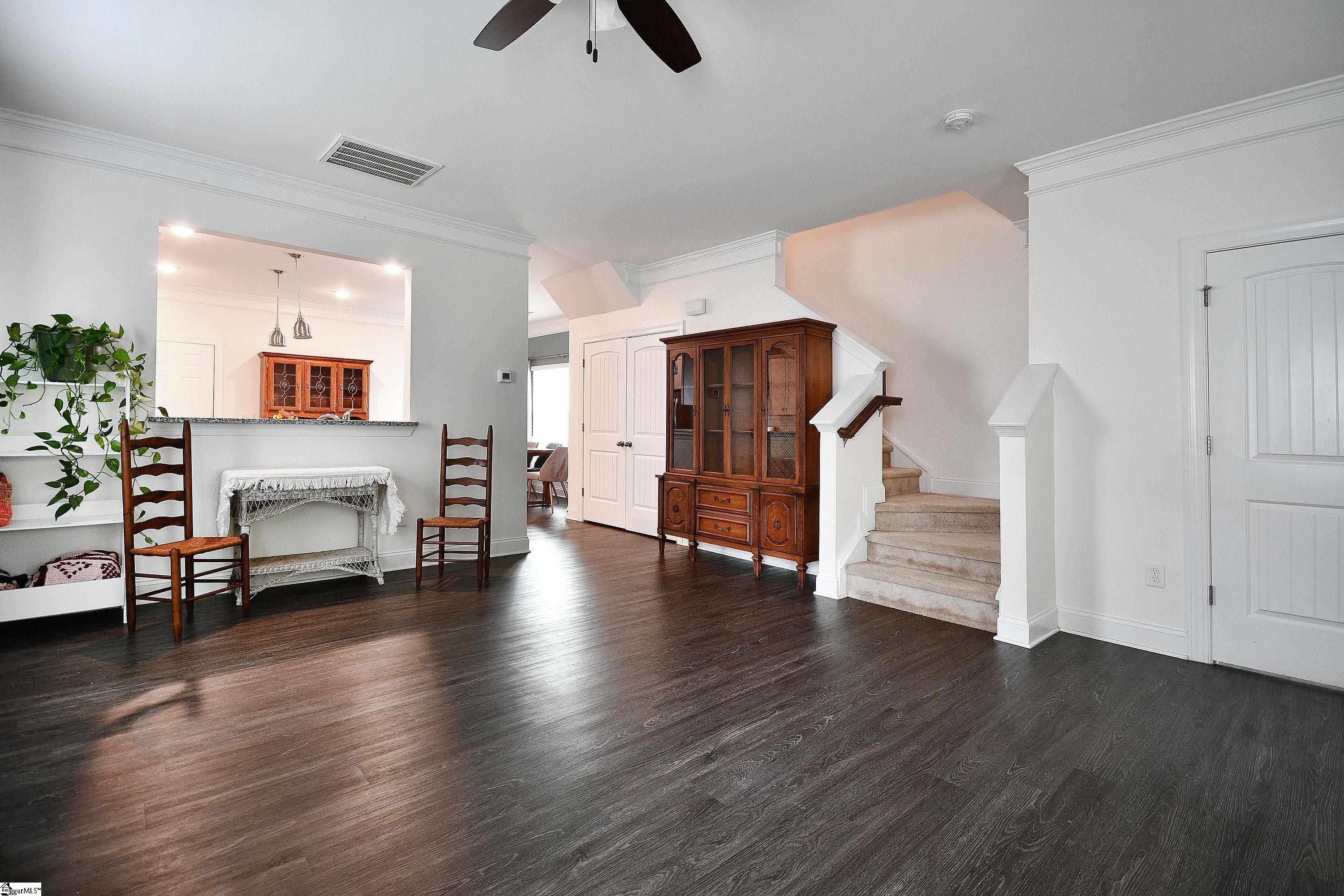 property viewer photo 15