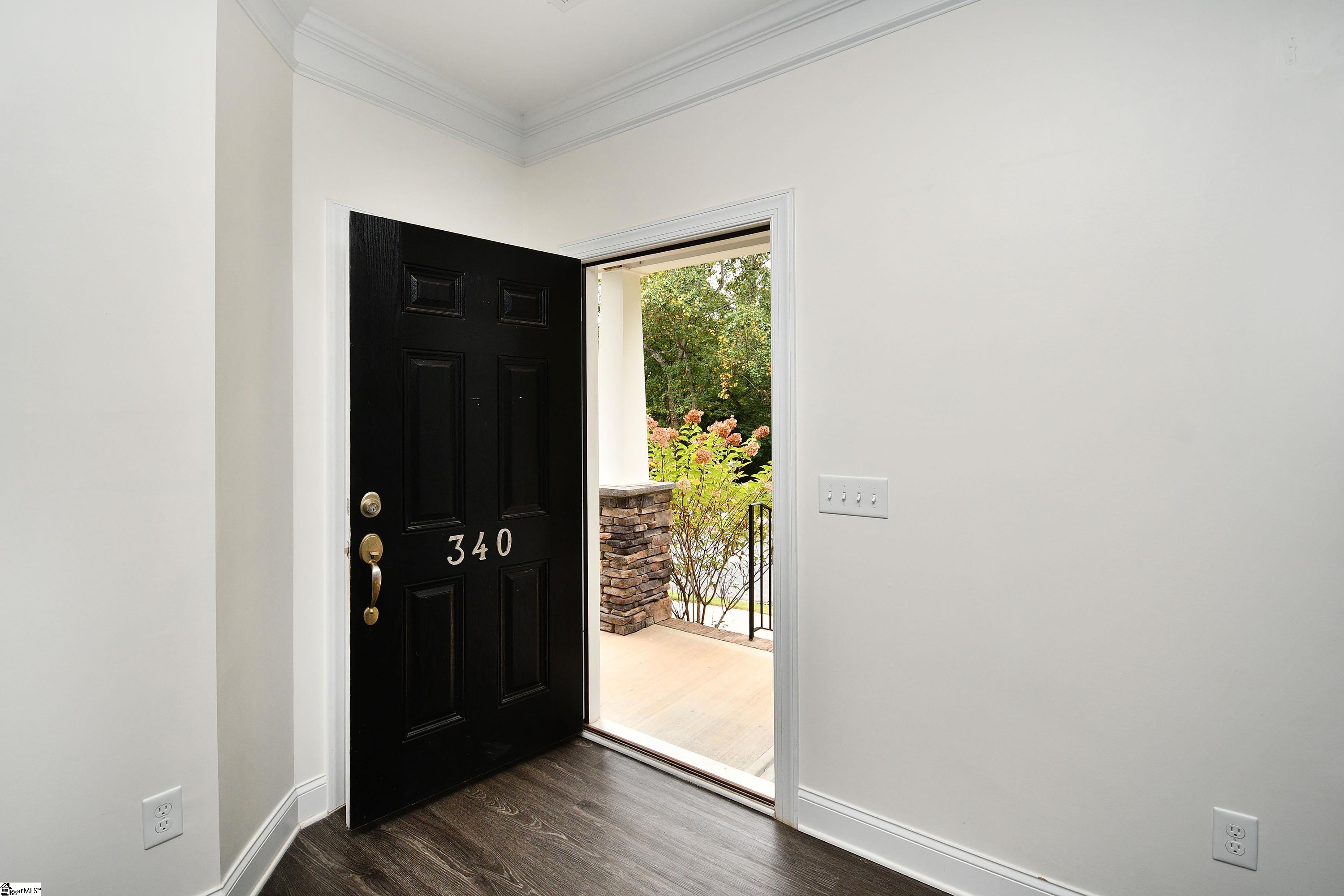 property viewer photo 17