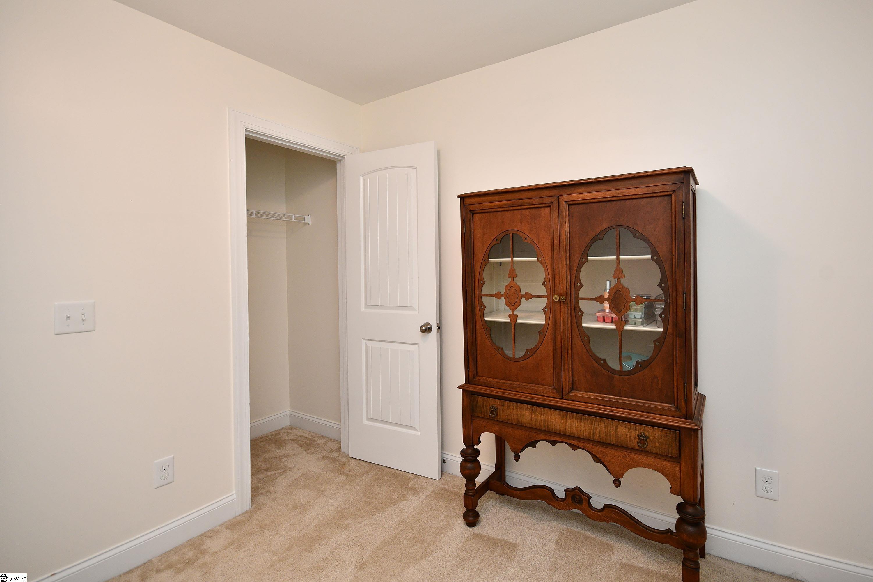 property viewer photo 22