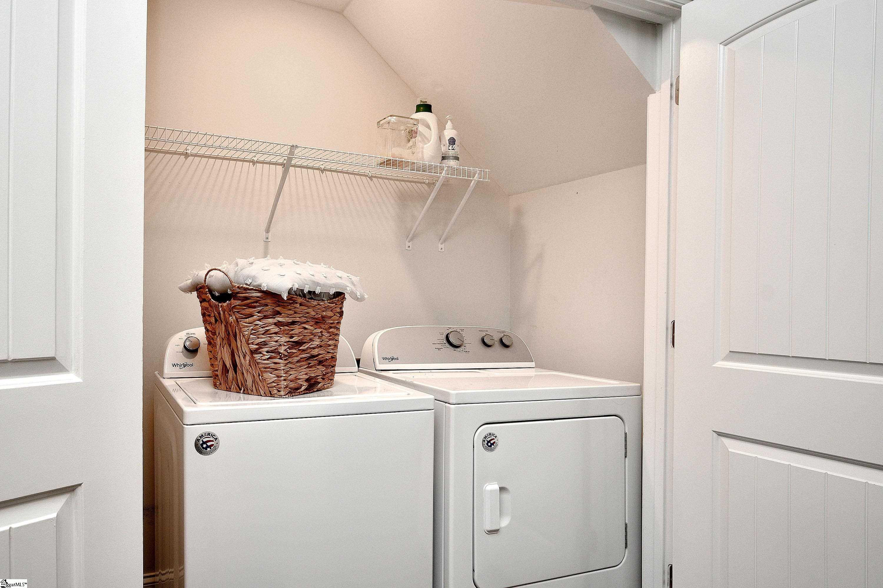 property viewer photo 26