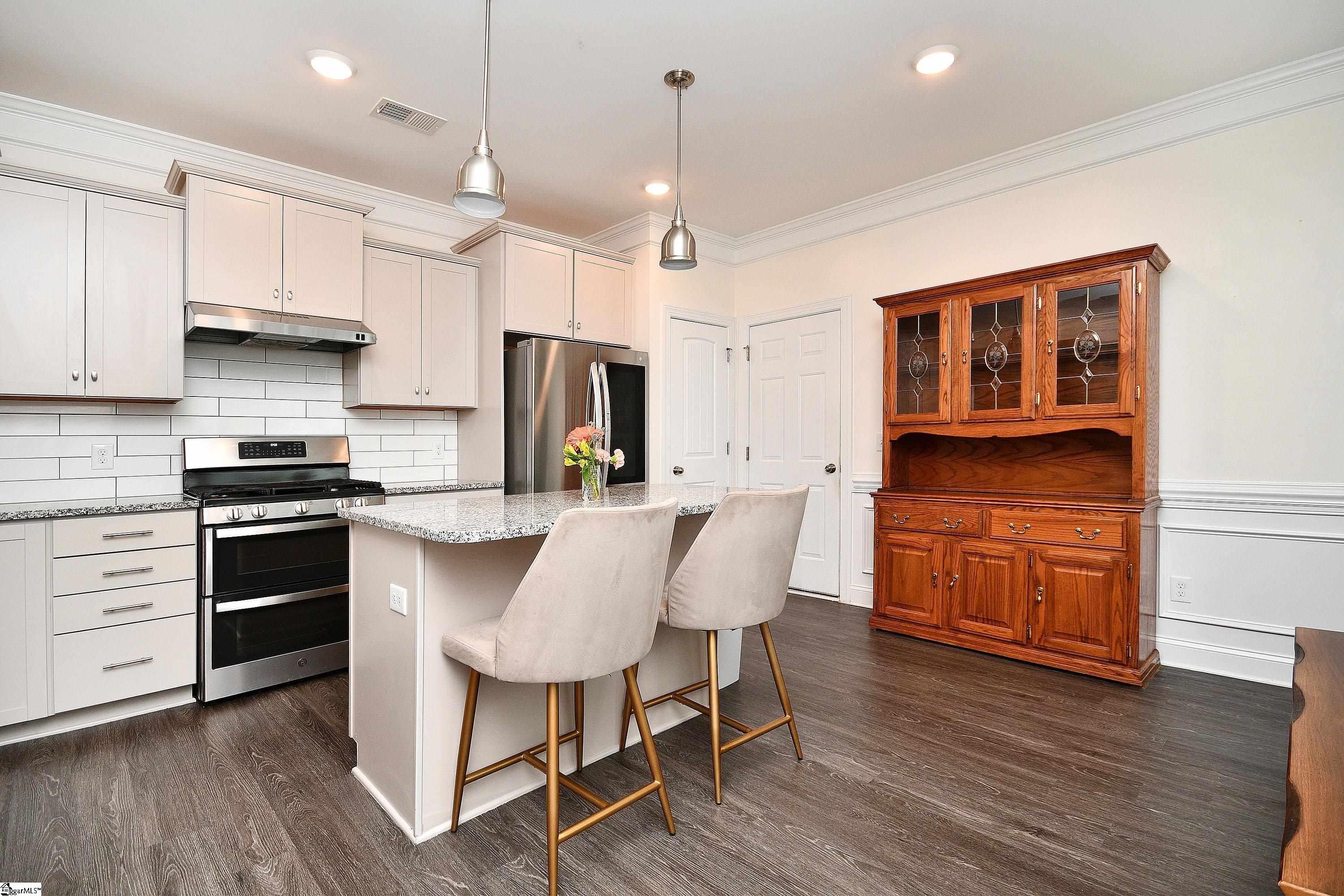 property viewer photo 5