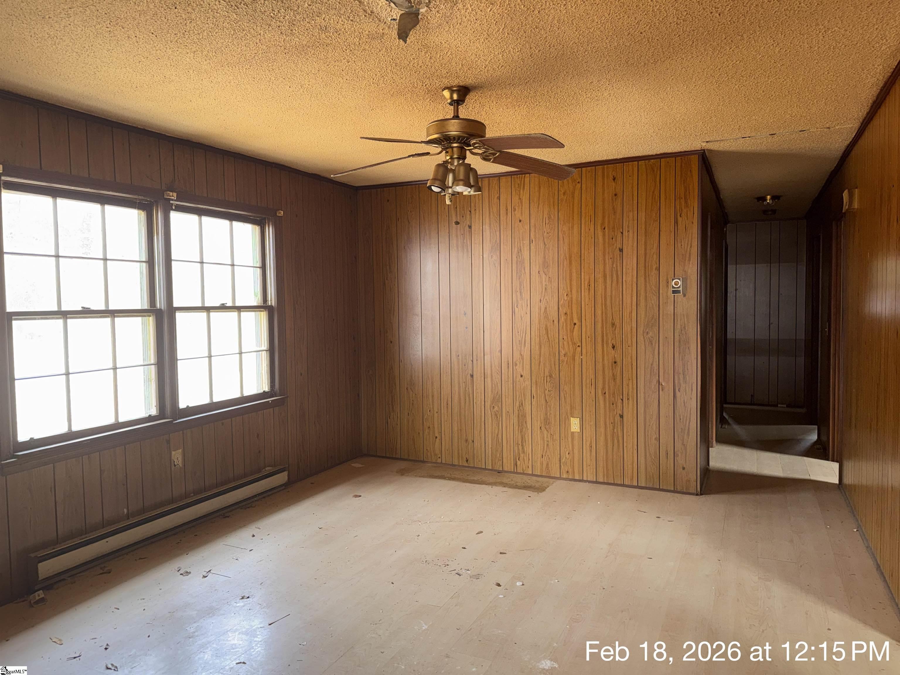 property viewer photo 2
