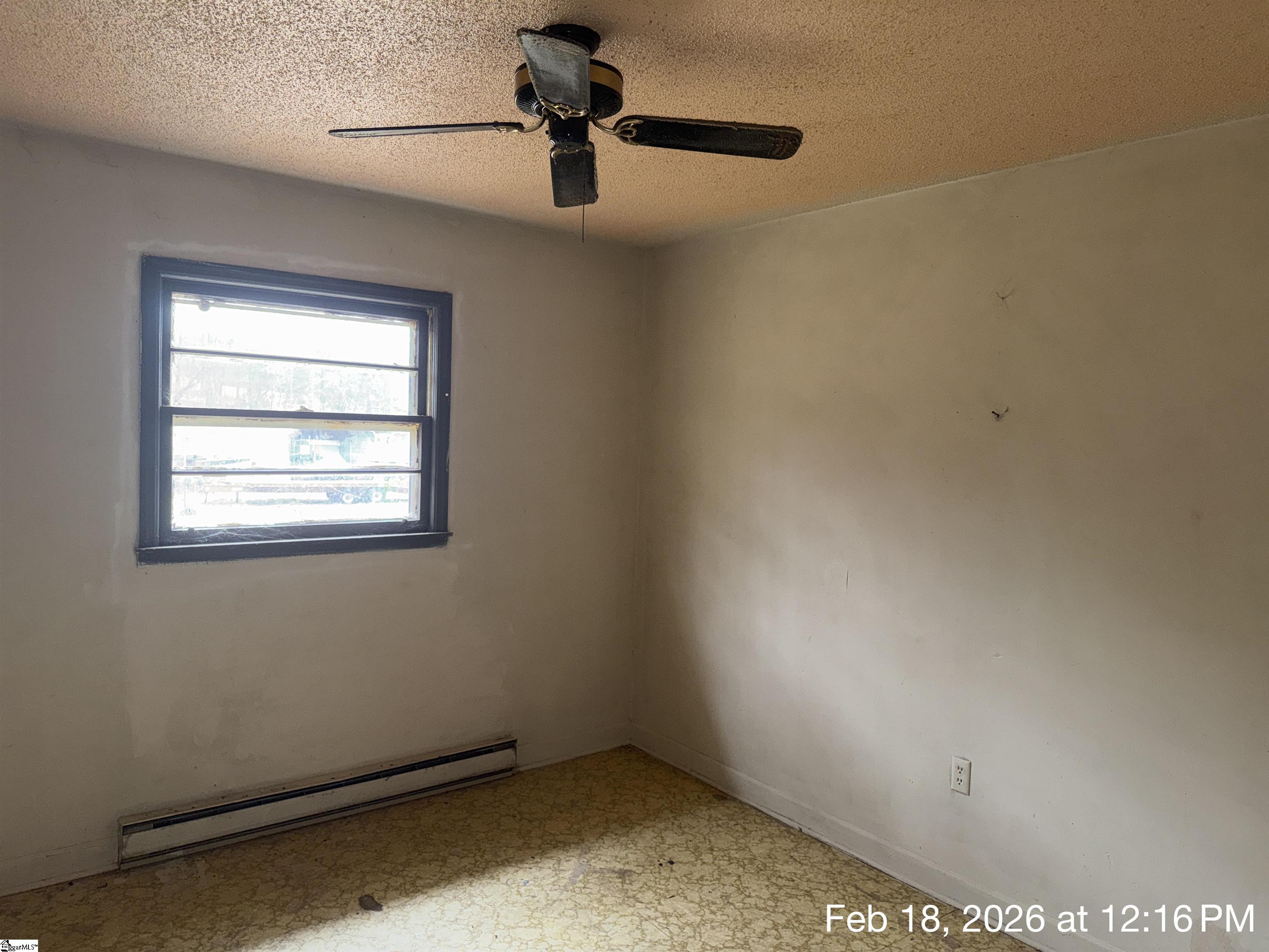 property viewer photo 4