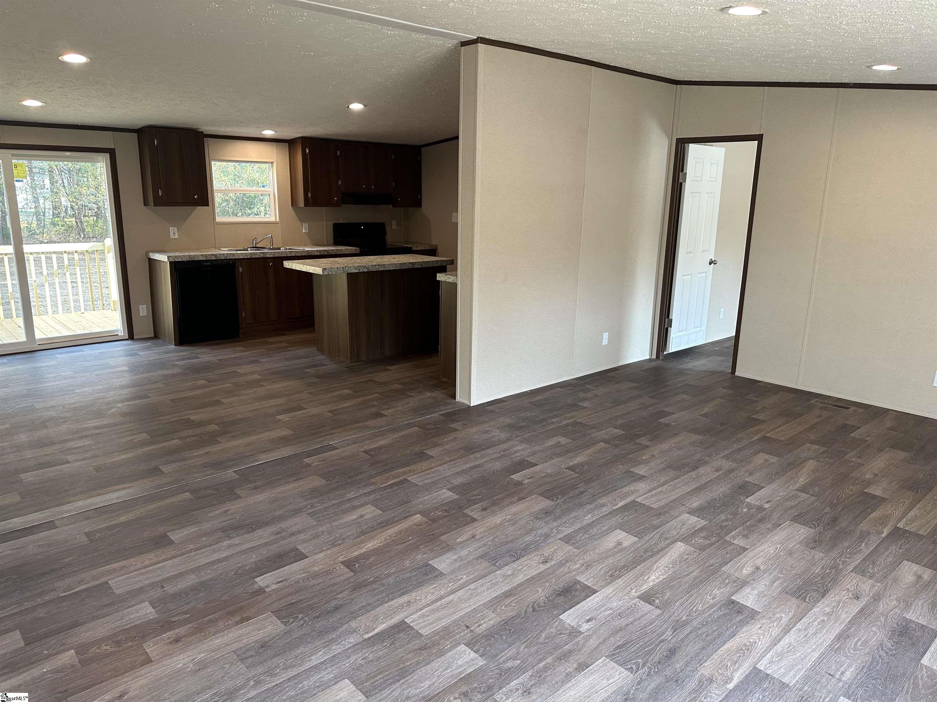 property viewer photo 5