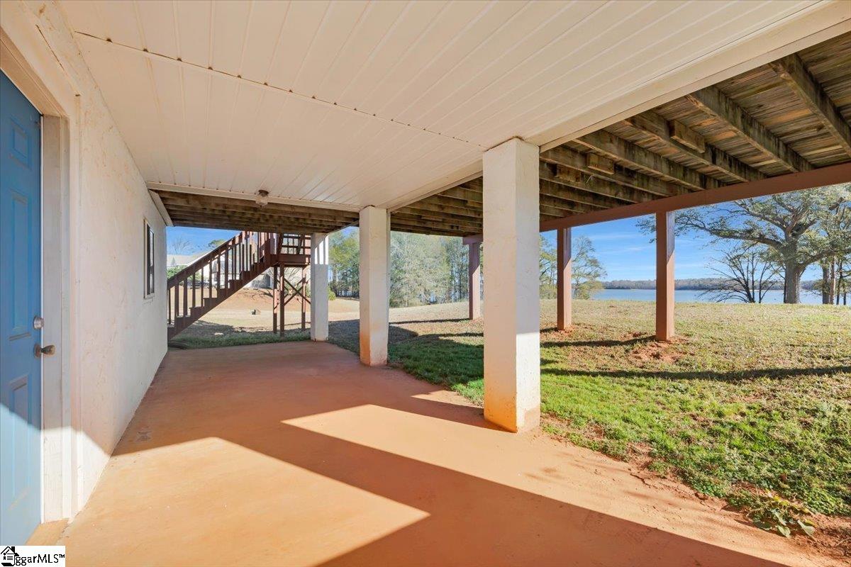 main property photo 44
