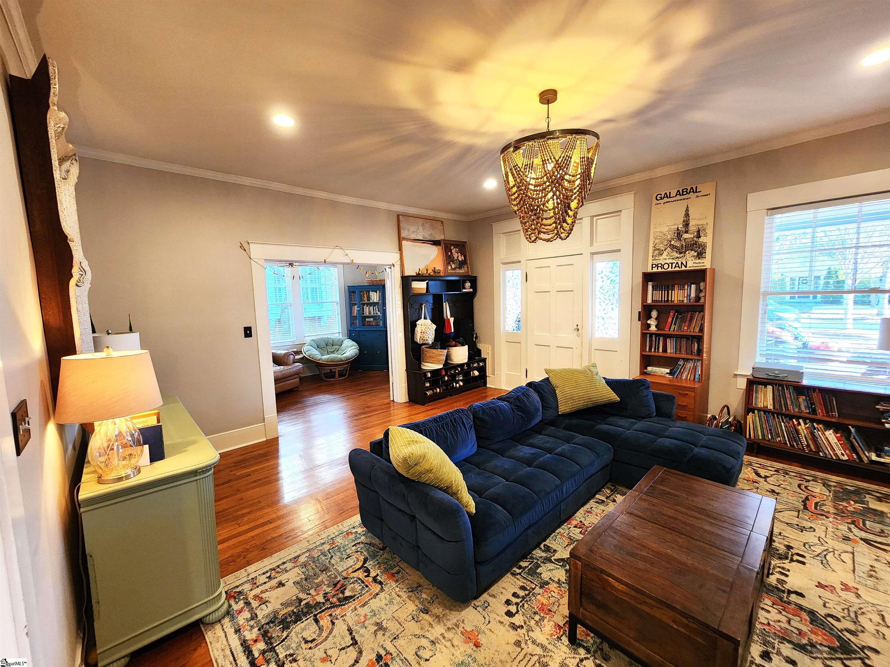 property viewer photo 4