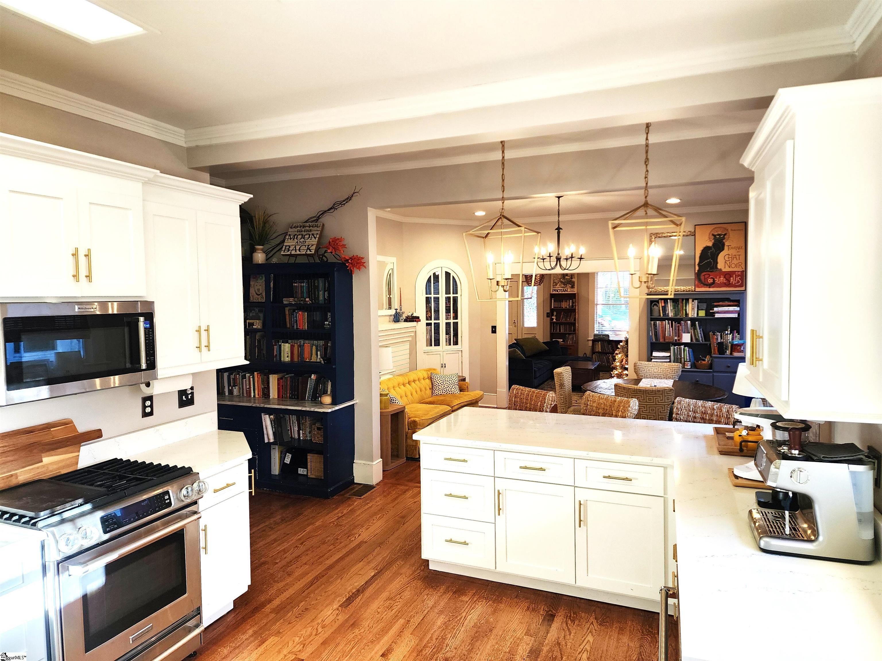 property viewer photo 9