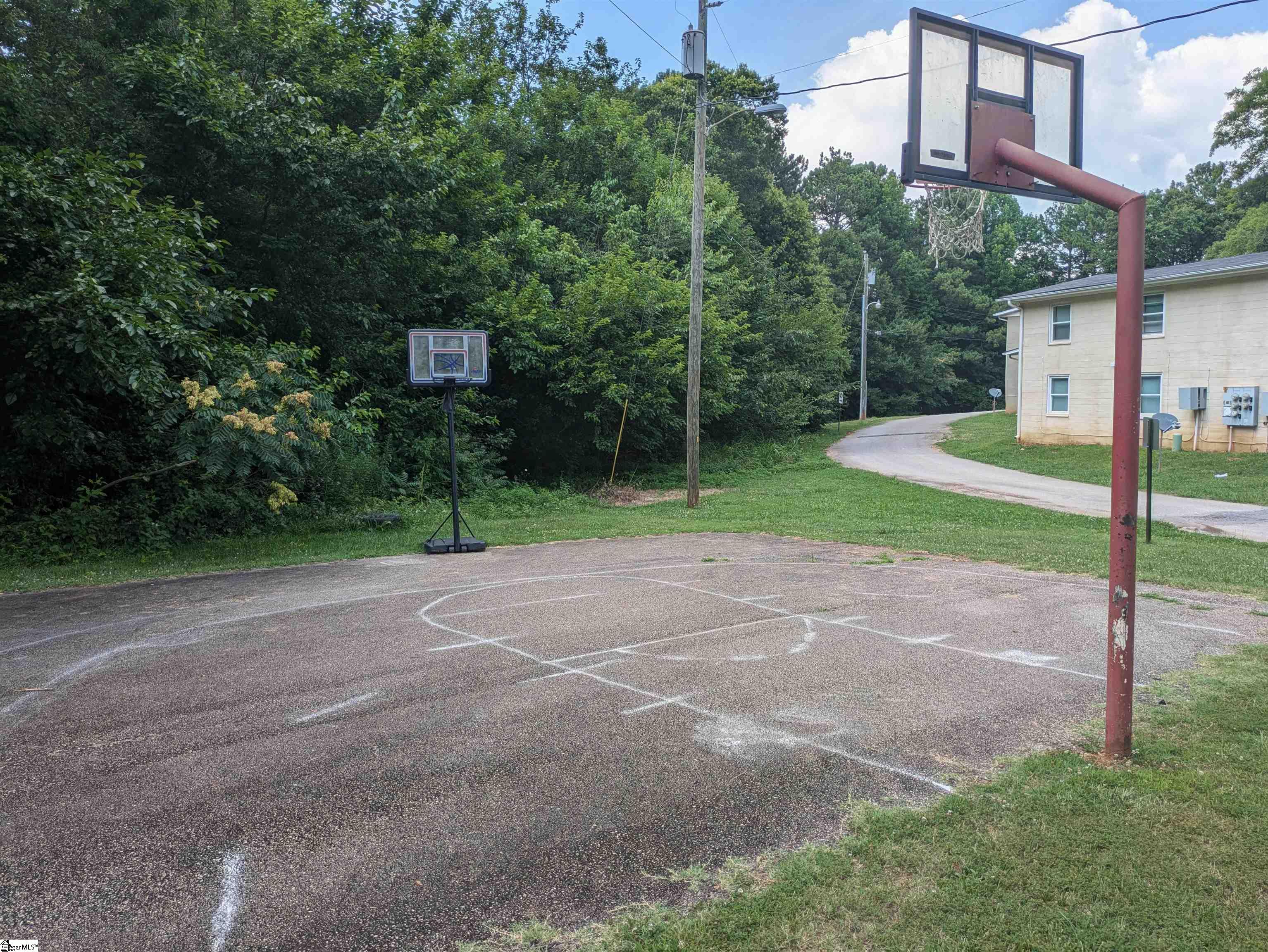 main property photo 5