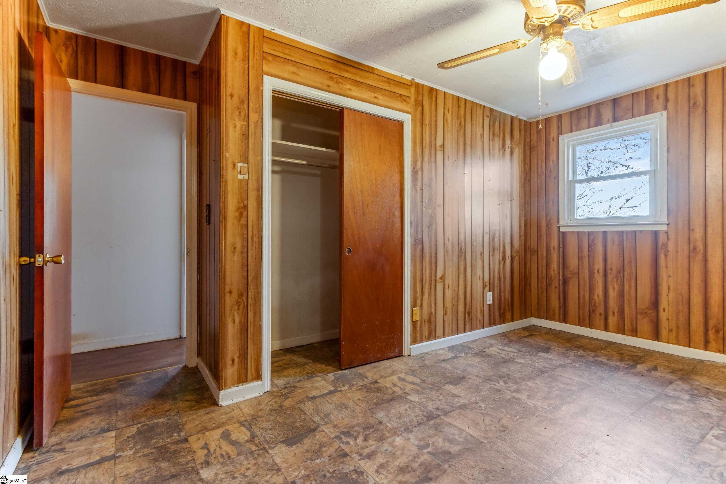 property viewer photo 16