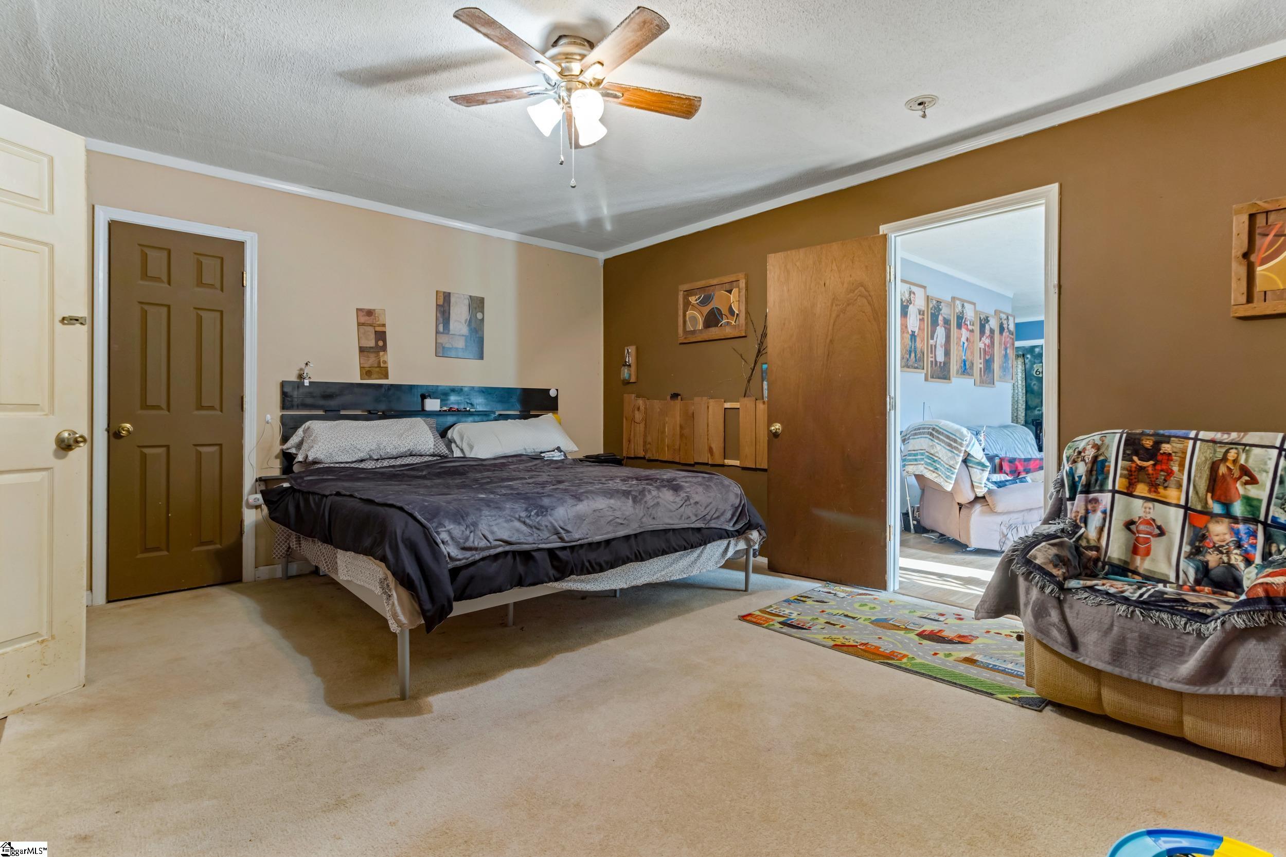 property viewer photo 17