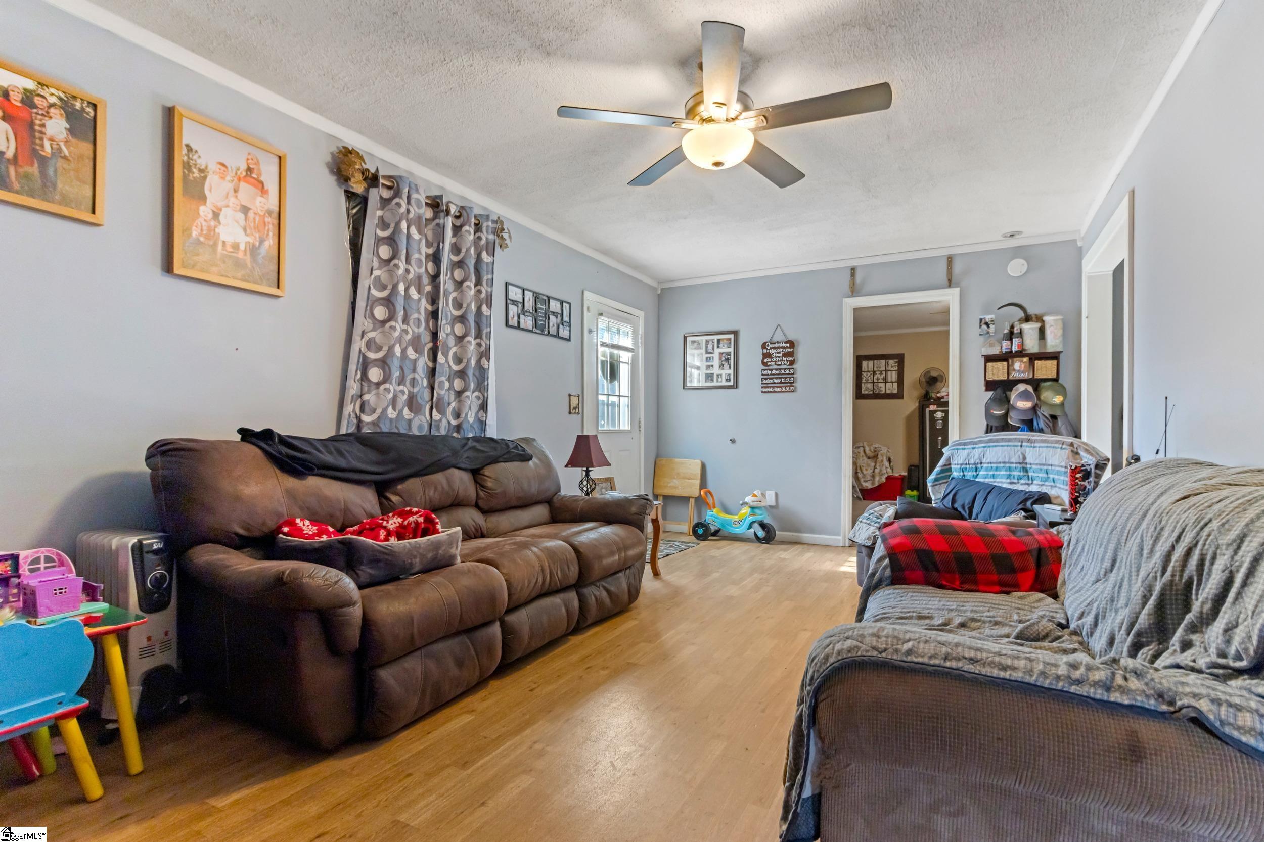 property viewer photo 25