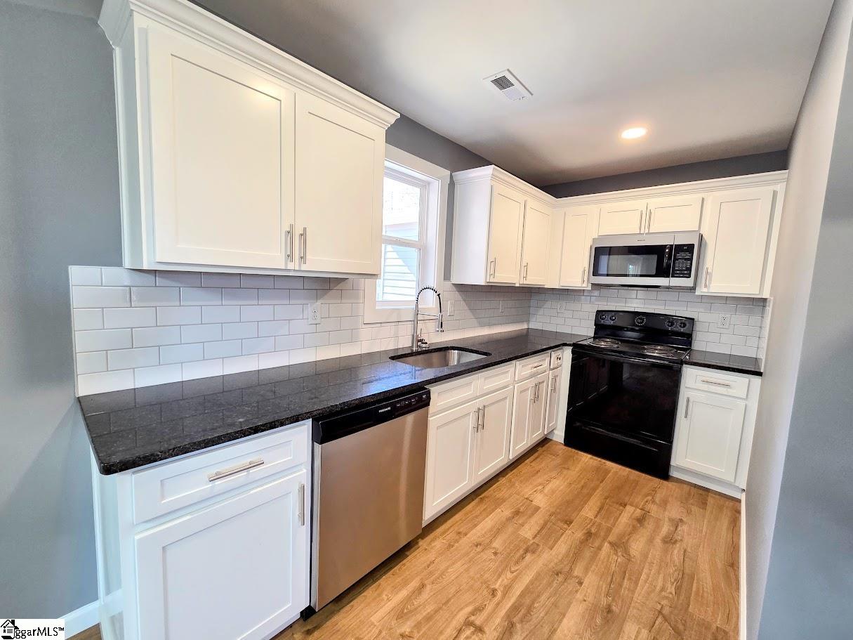 property viewer photo 18