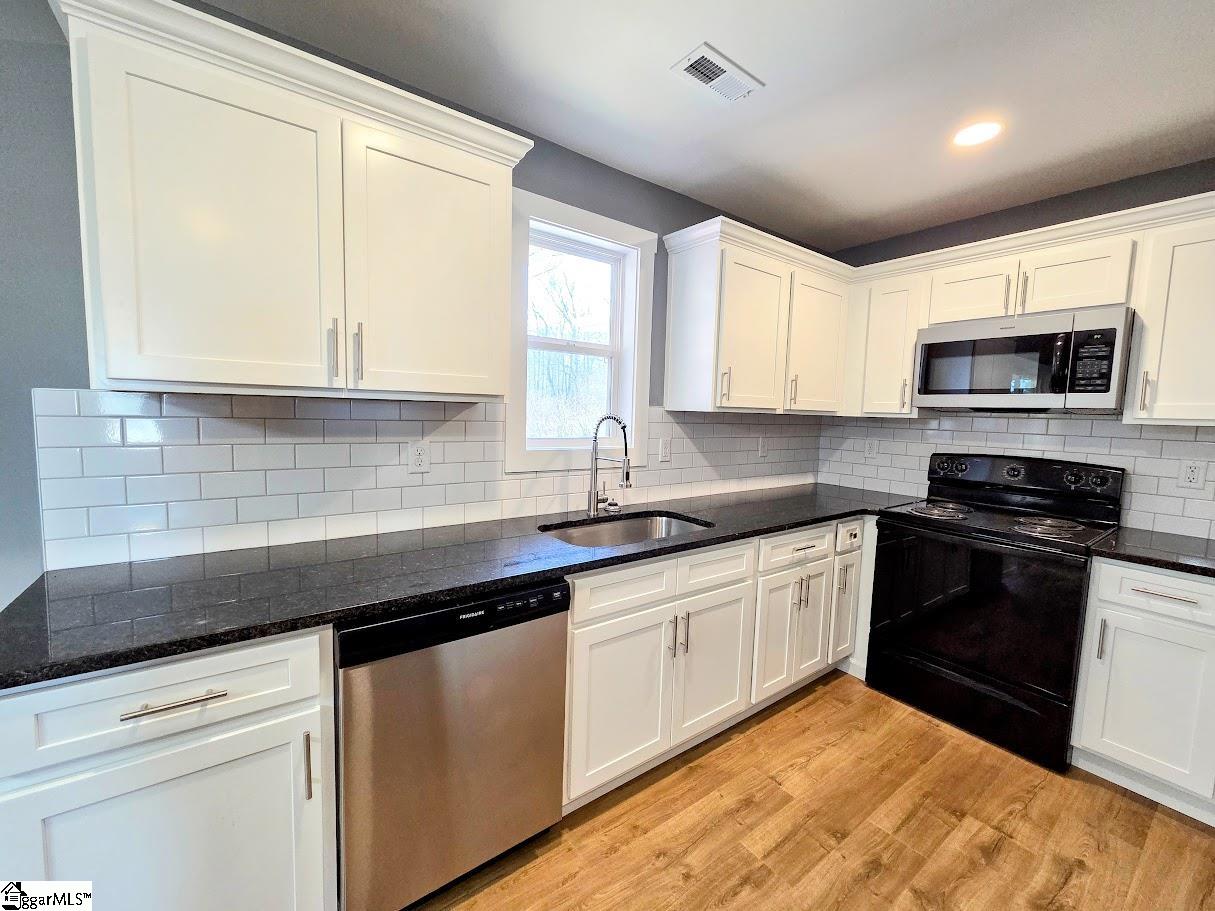 property viewer photo 19