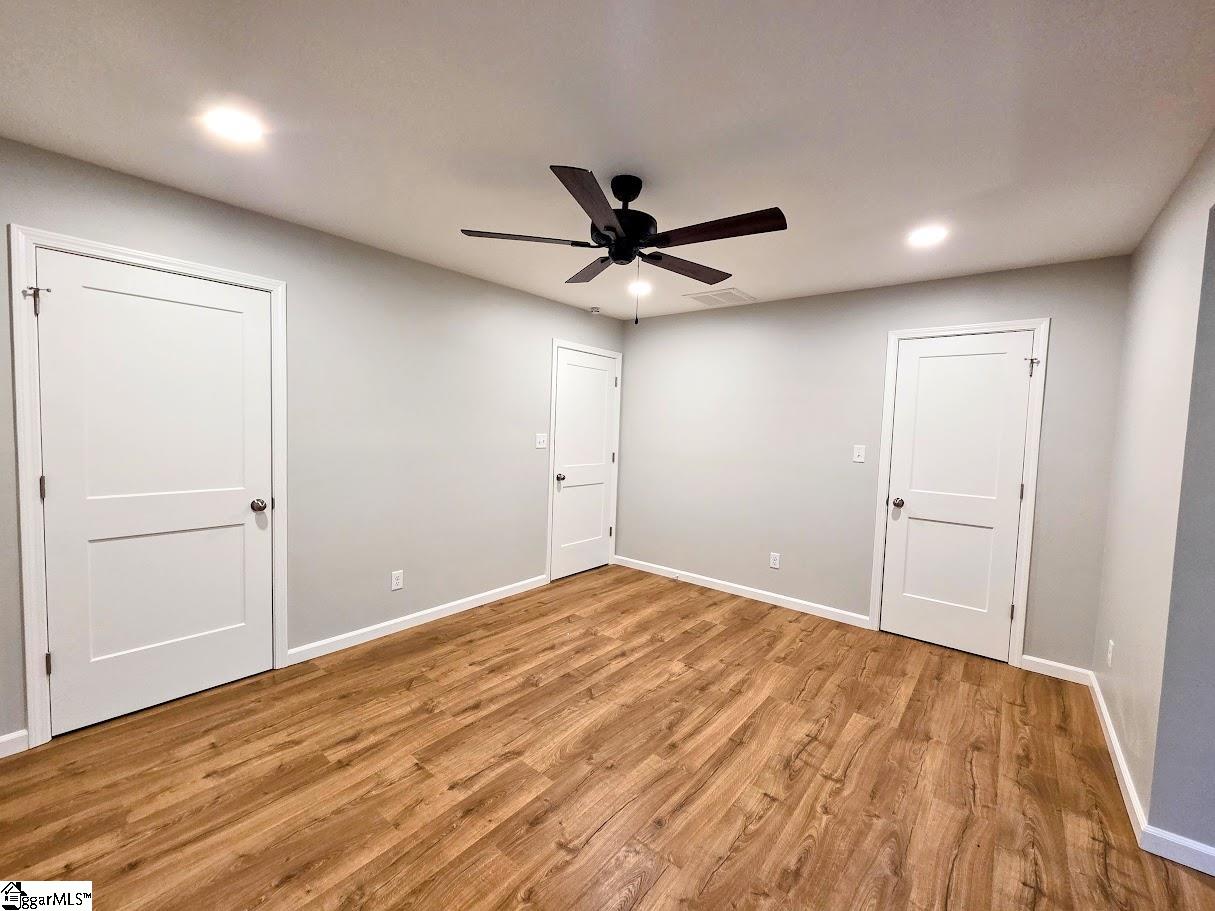 property viewer photo 24