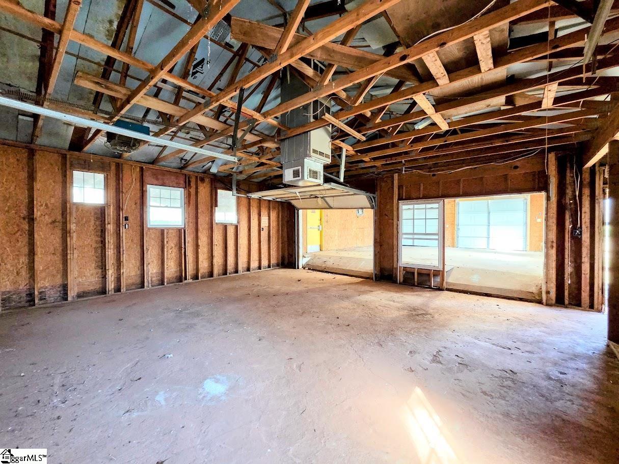 property viewer photo 43