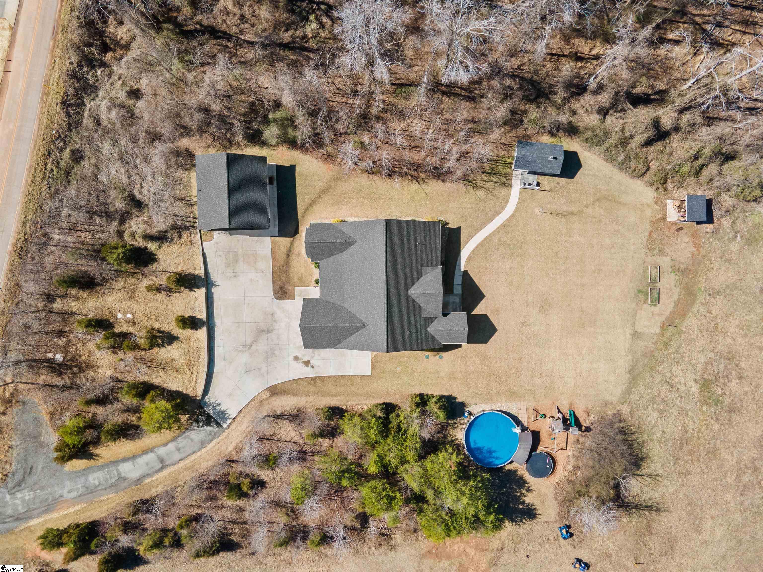 main property photo 44