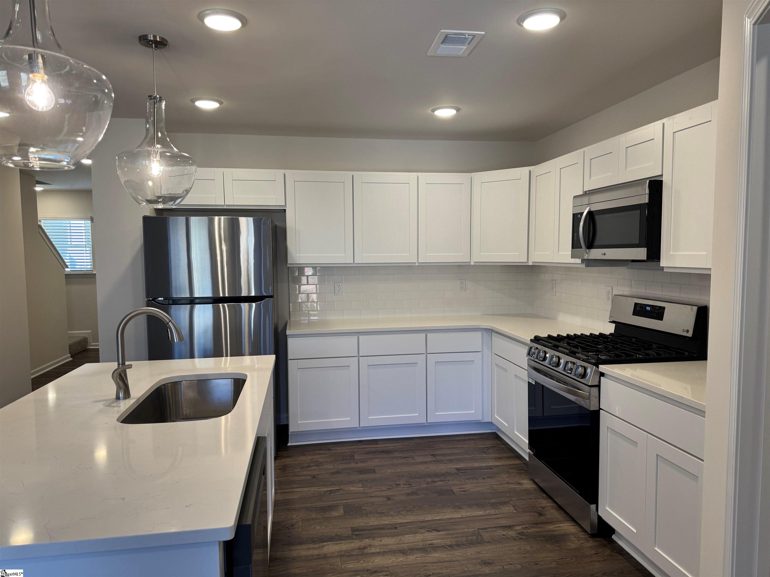 property viewer photo 14
