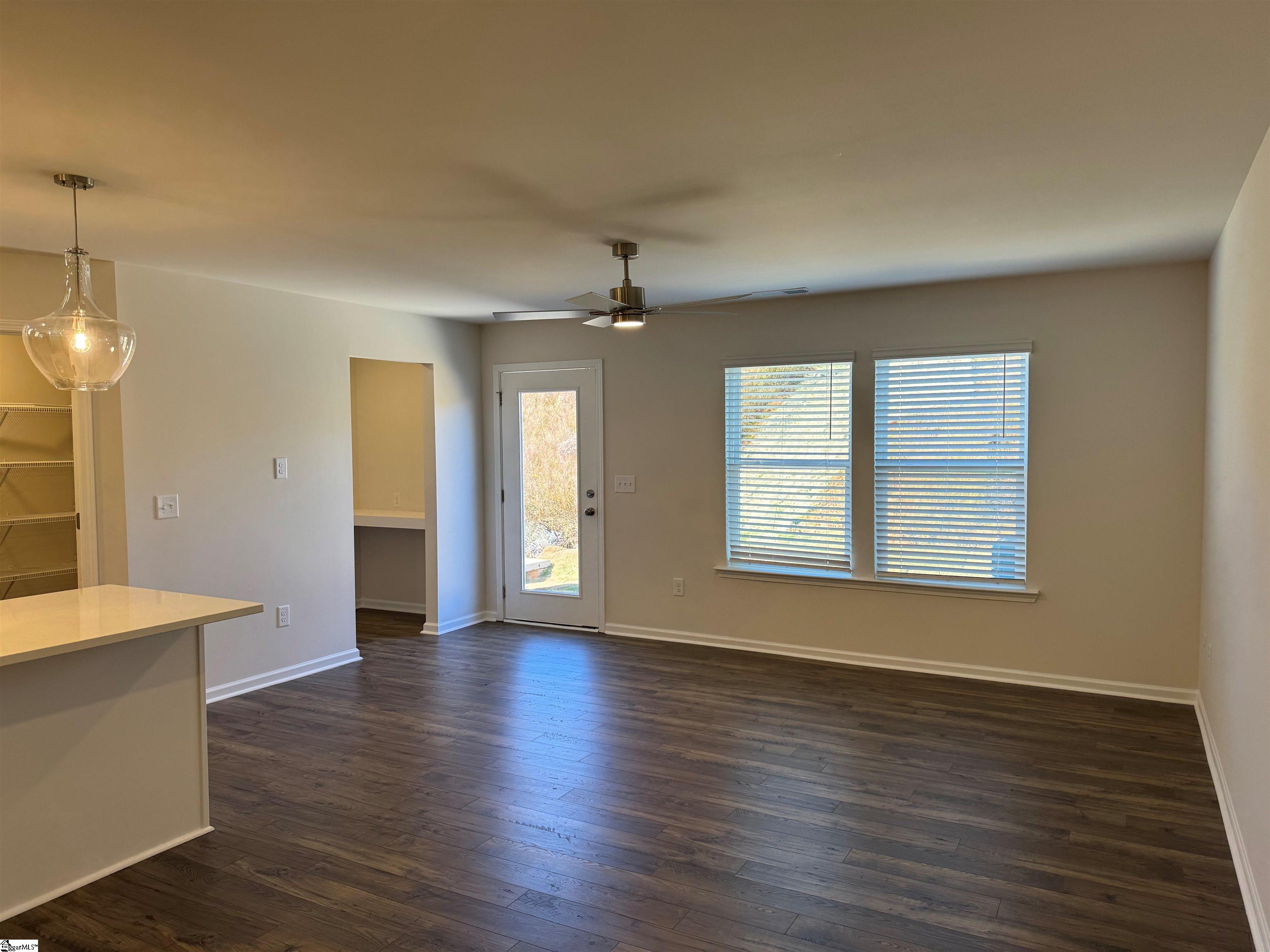 property viewer photo 17