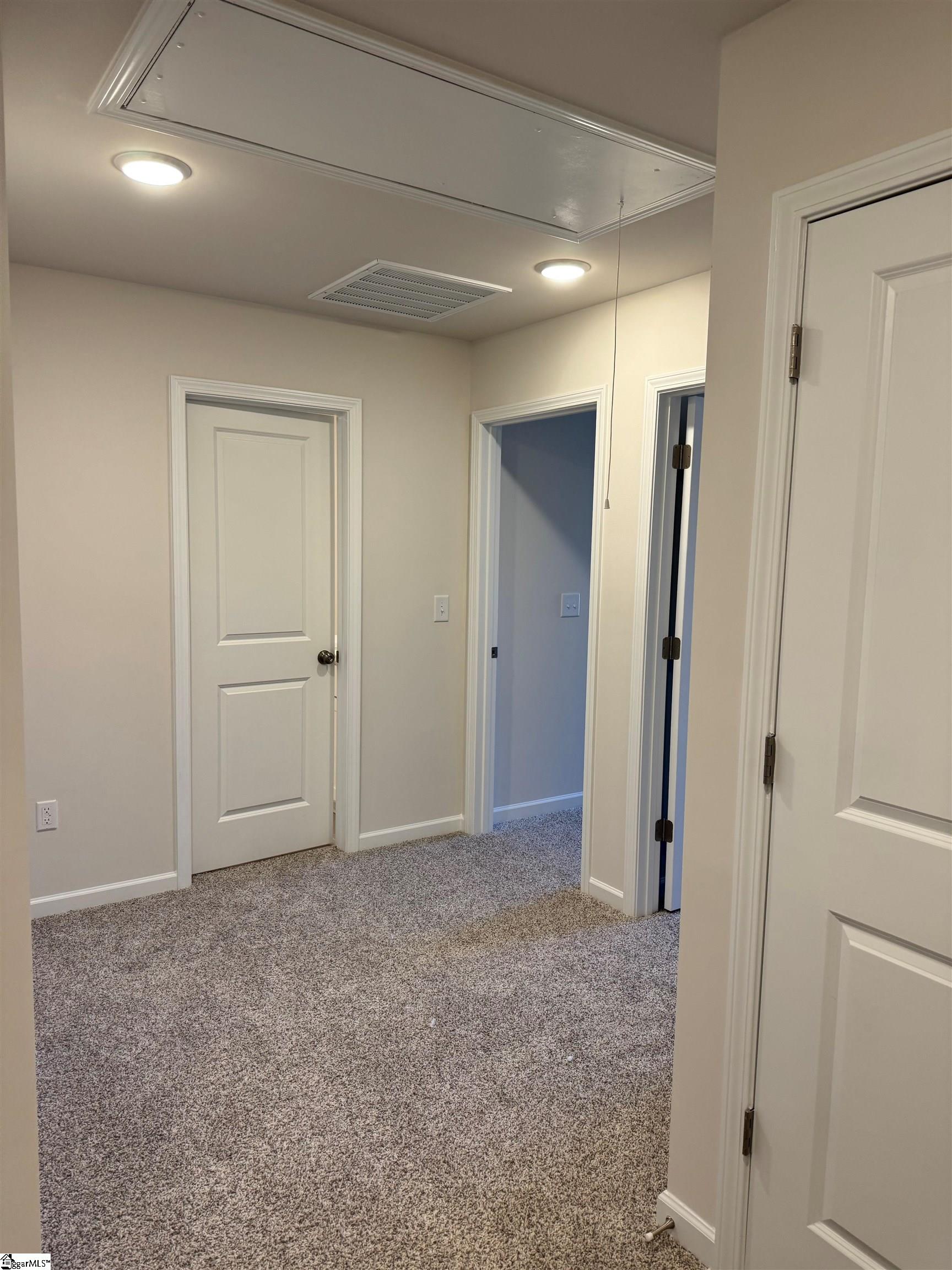 property viewer photo 24