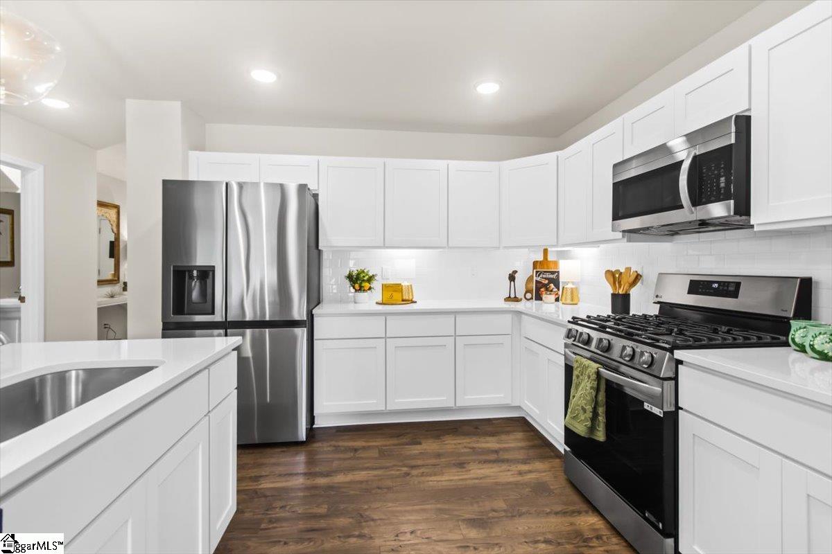 property viewer photo 30