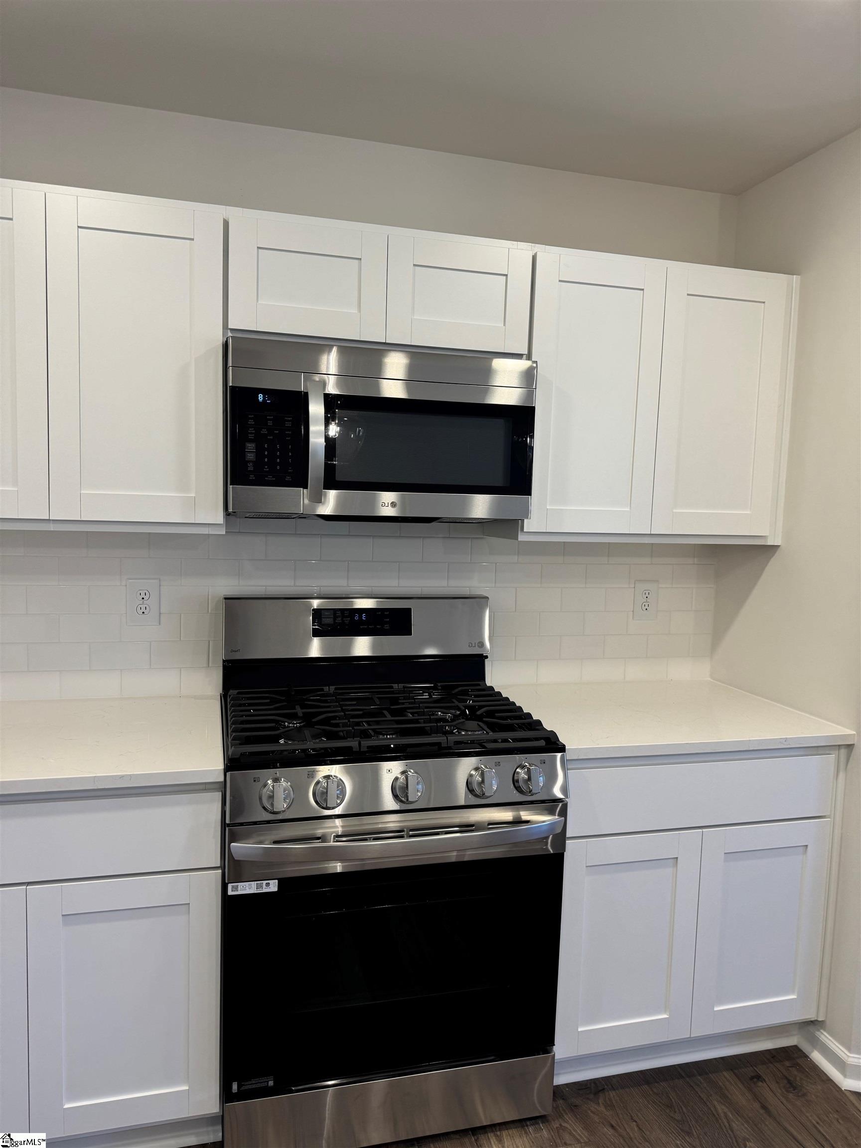 property viewer photo 8
