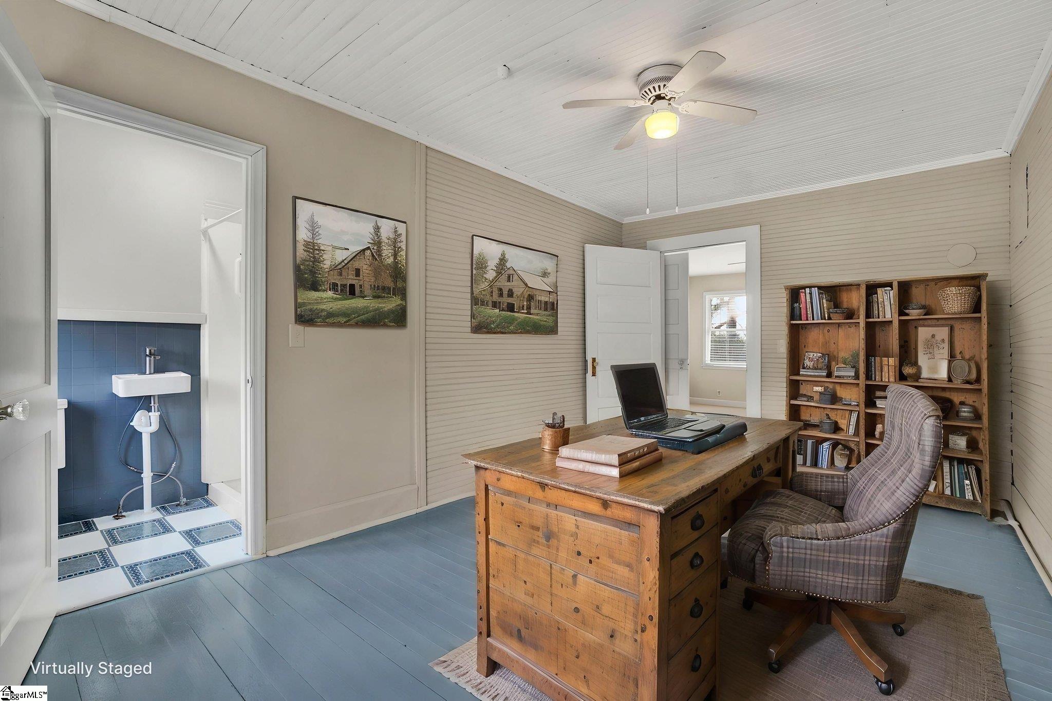 main property photo 19