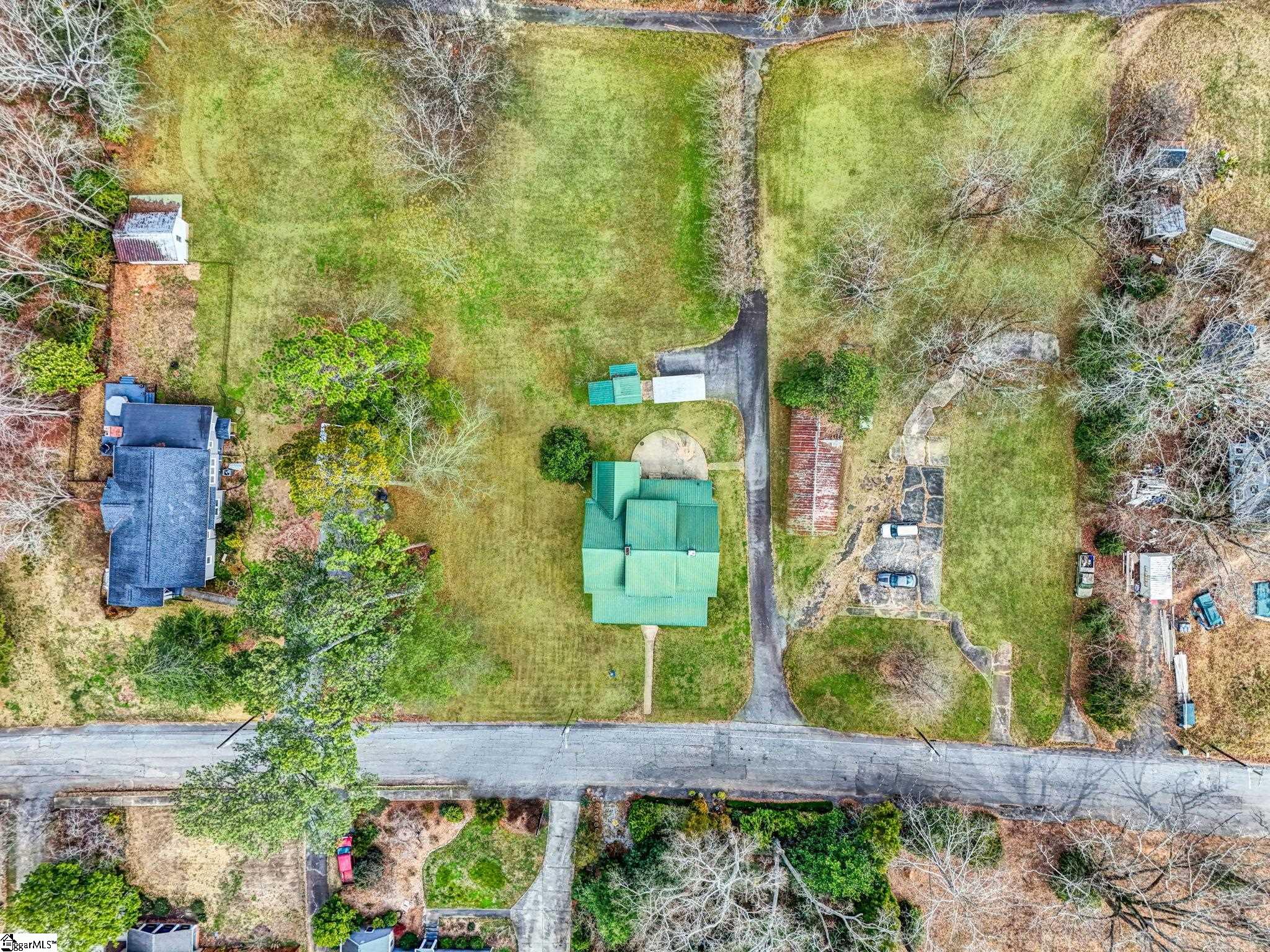main property photo 32