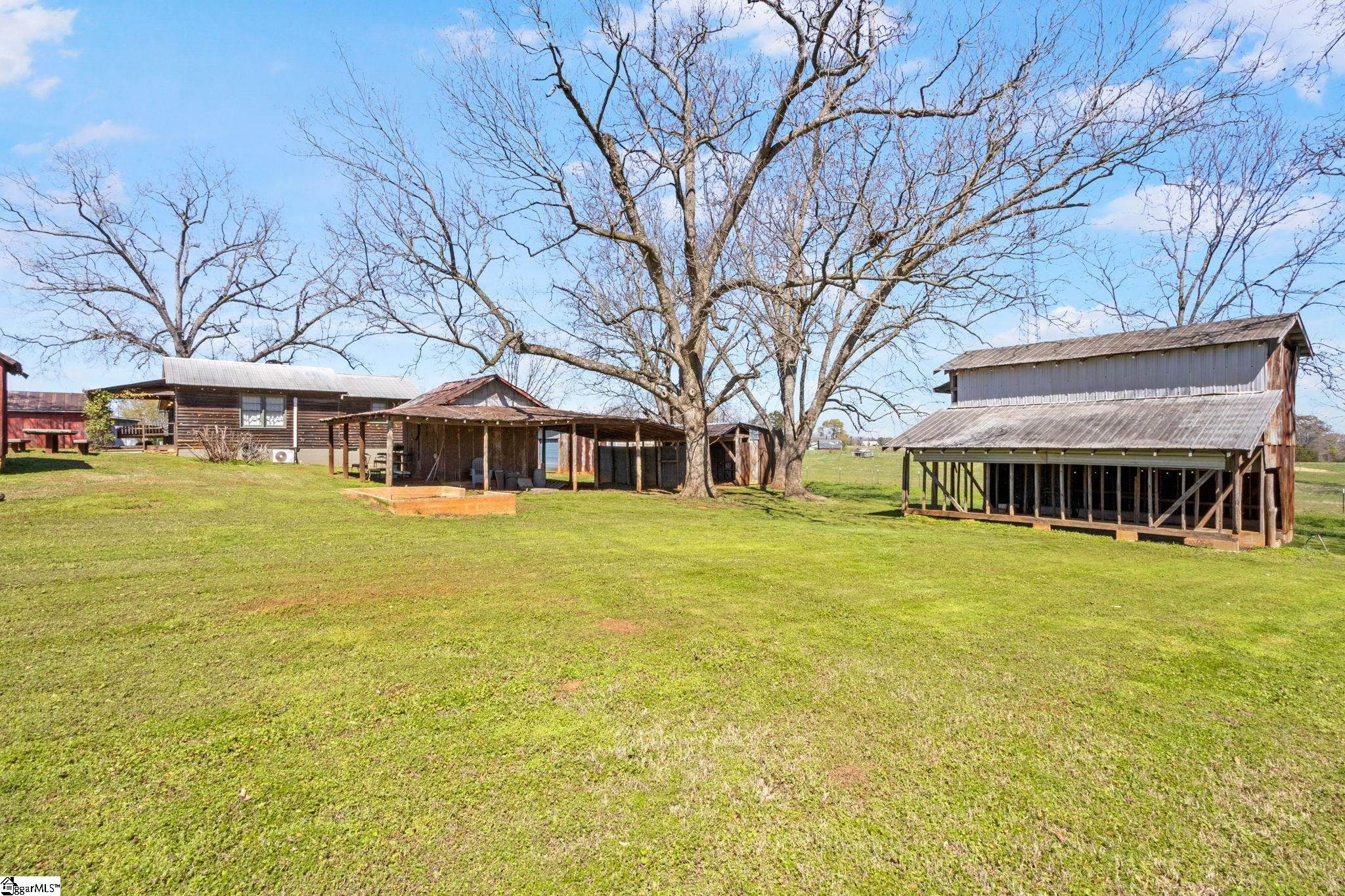 main property photo 47