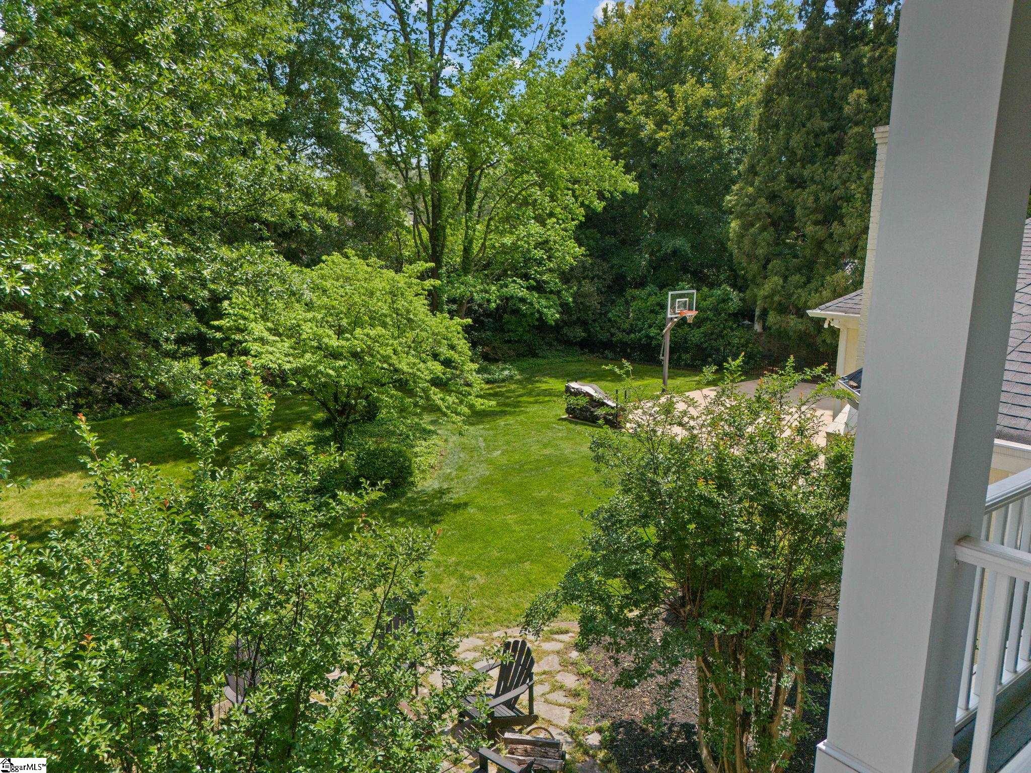 main property photo 32