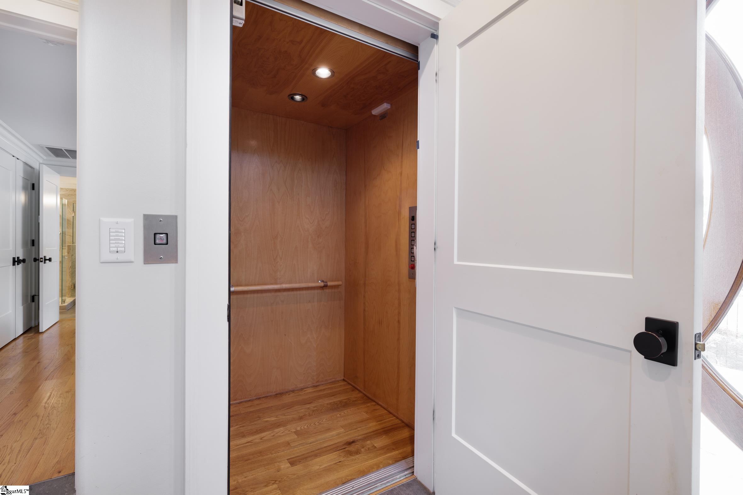 main property photo 44