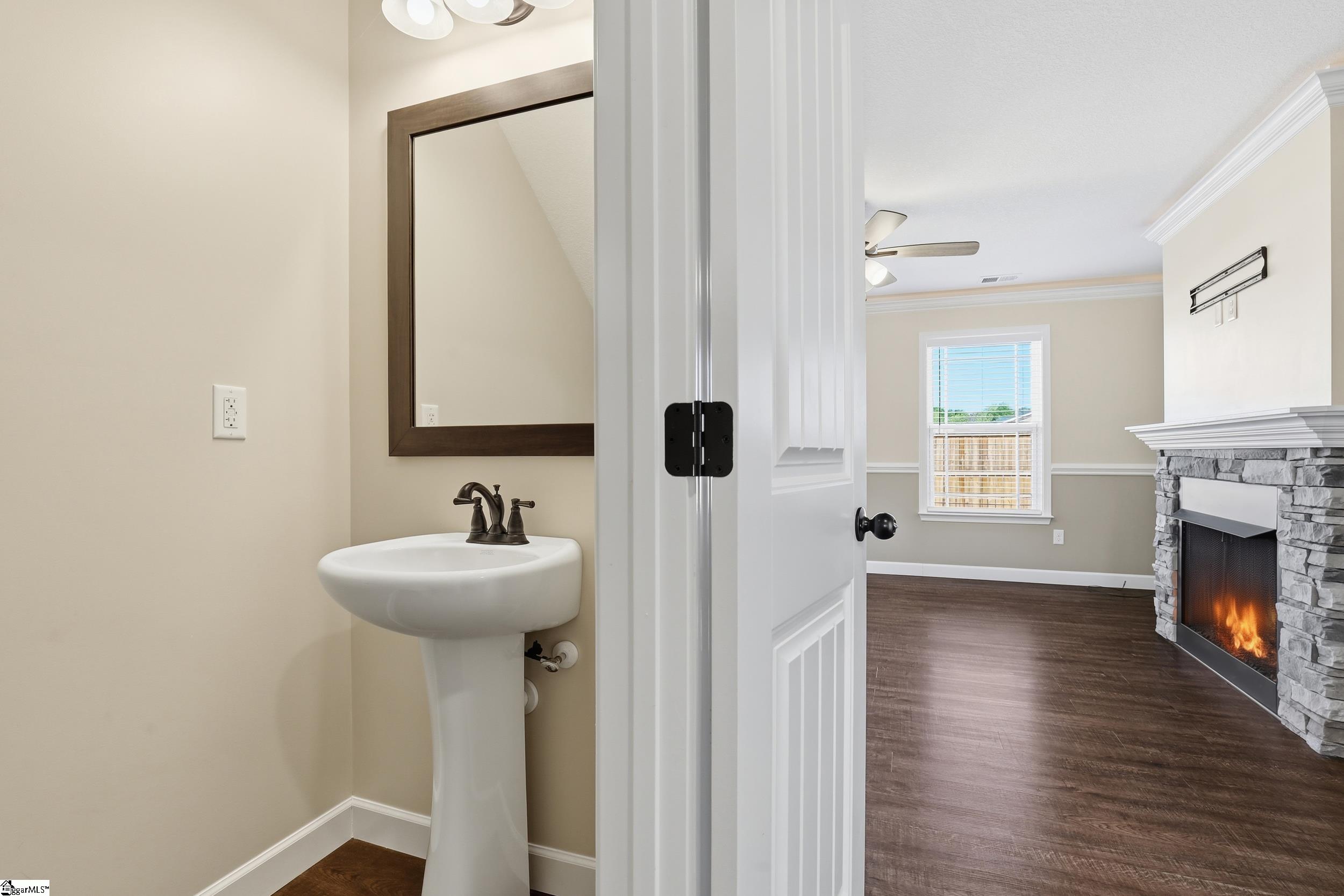 property viewer photo 10