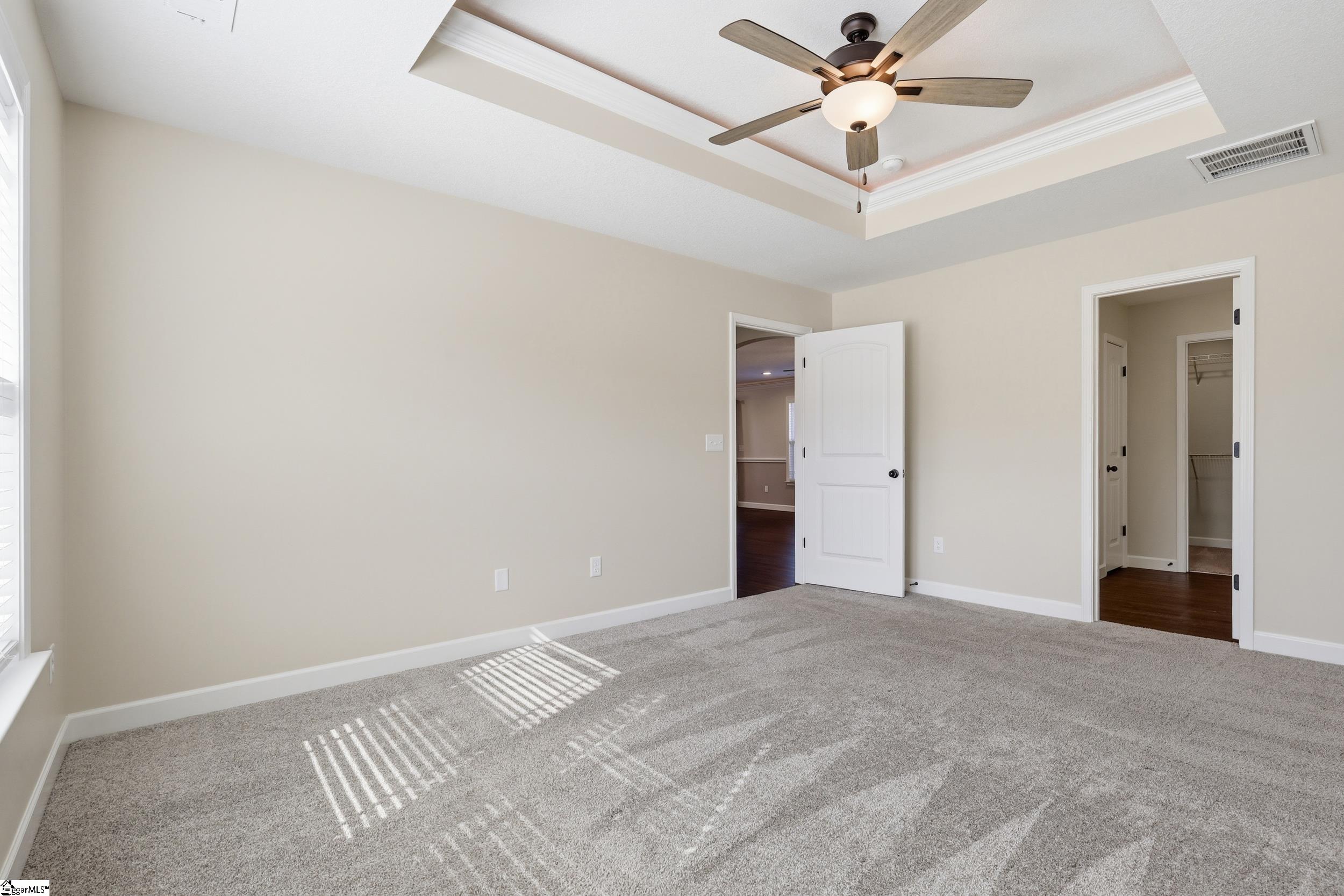 property viewer photo 12