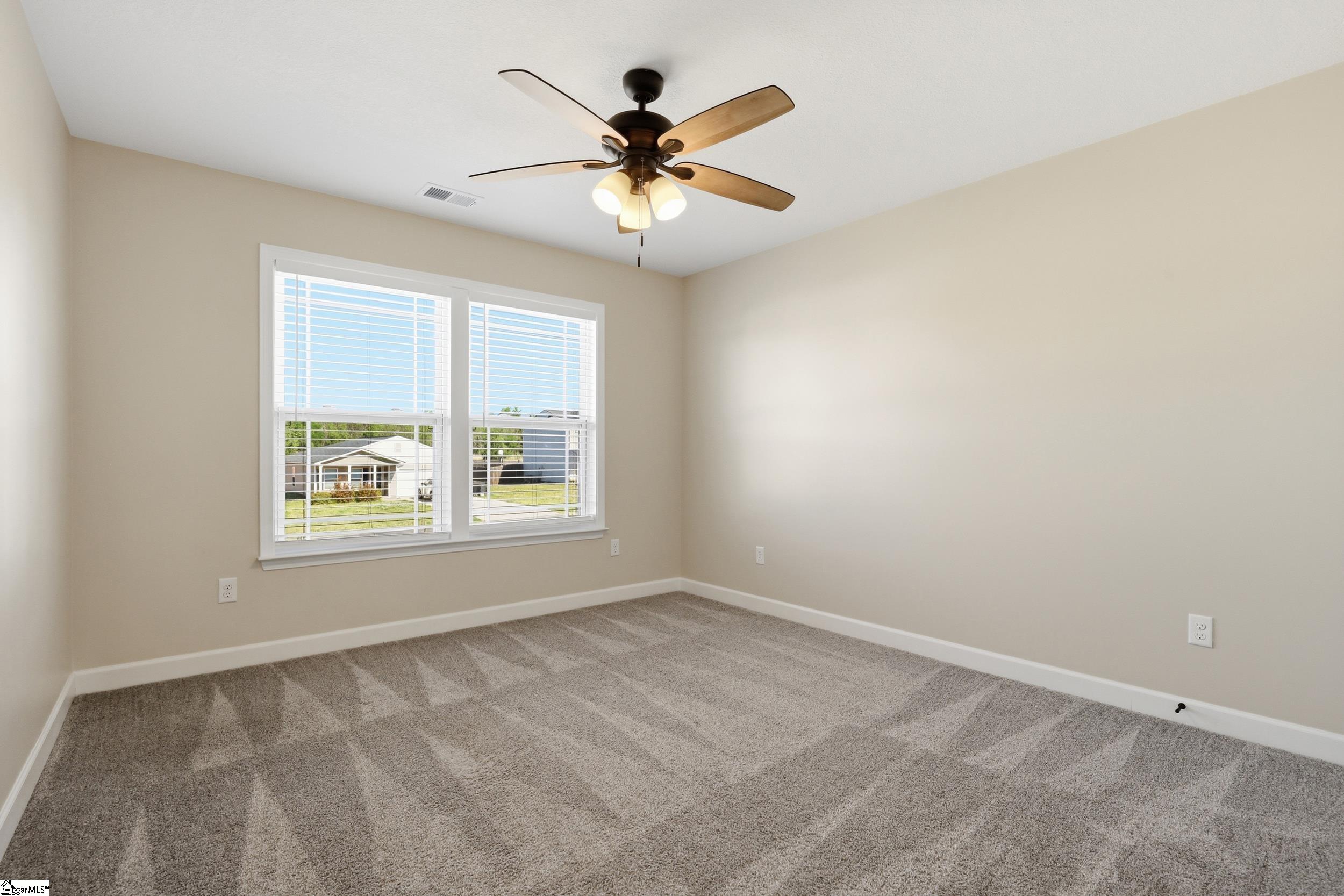 property viewer photo 20