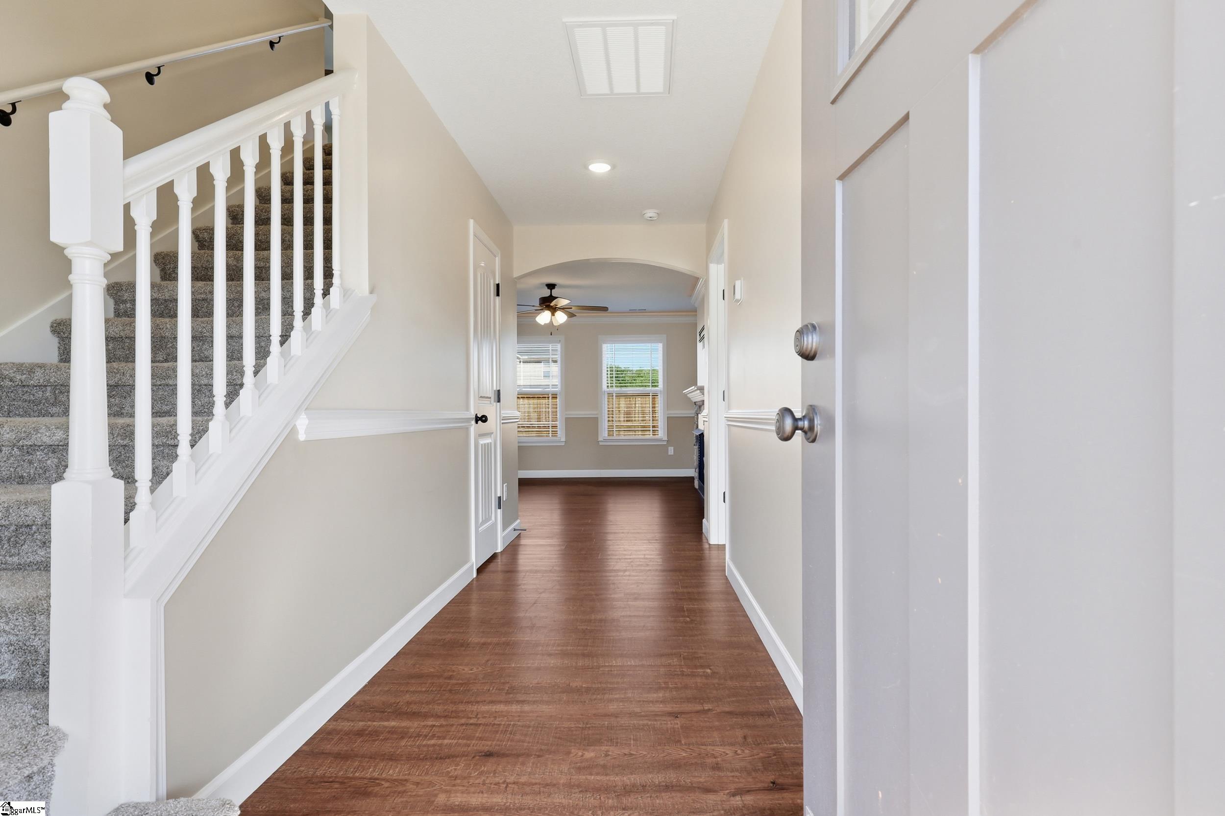 property viewer photo 3