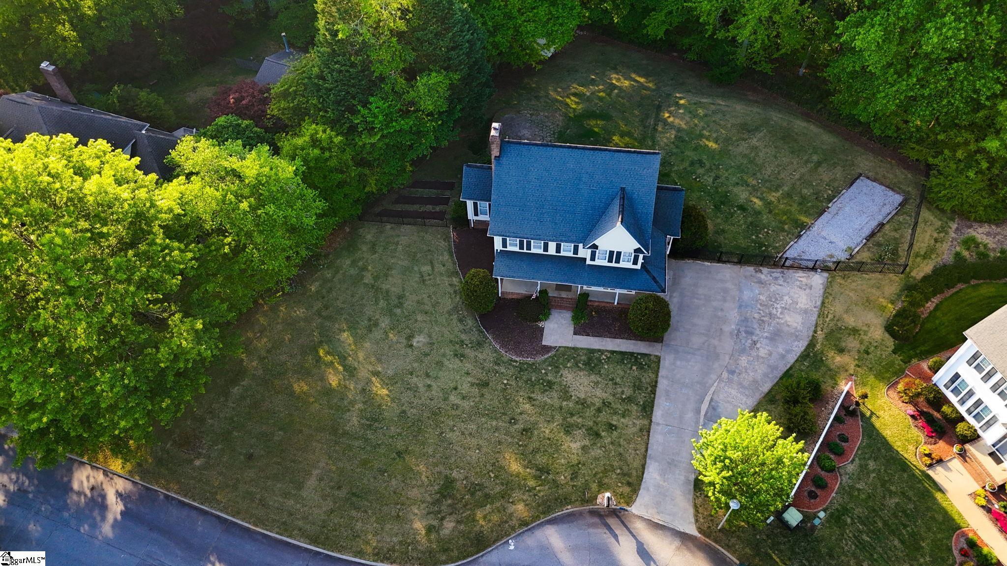 main property photo 33