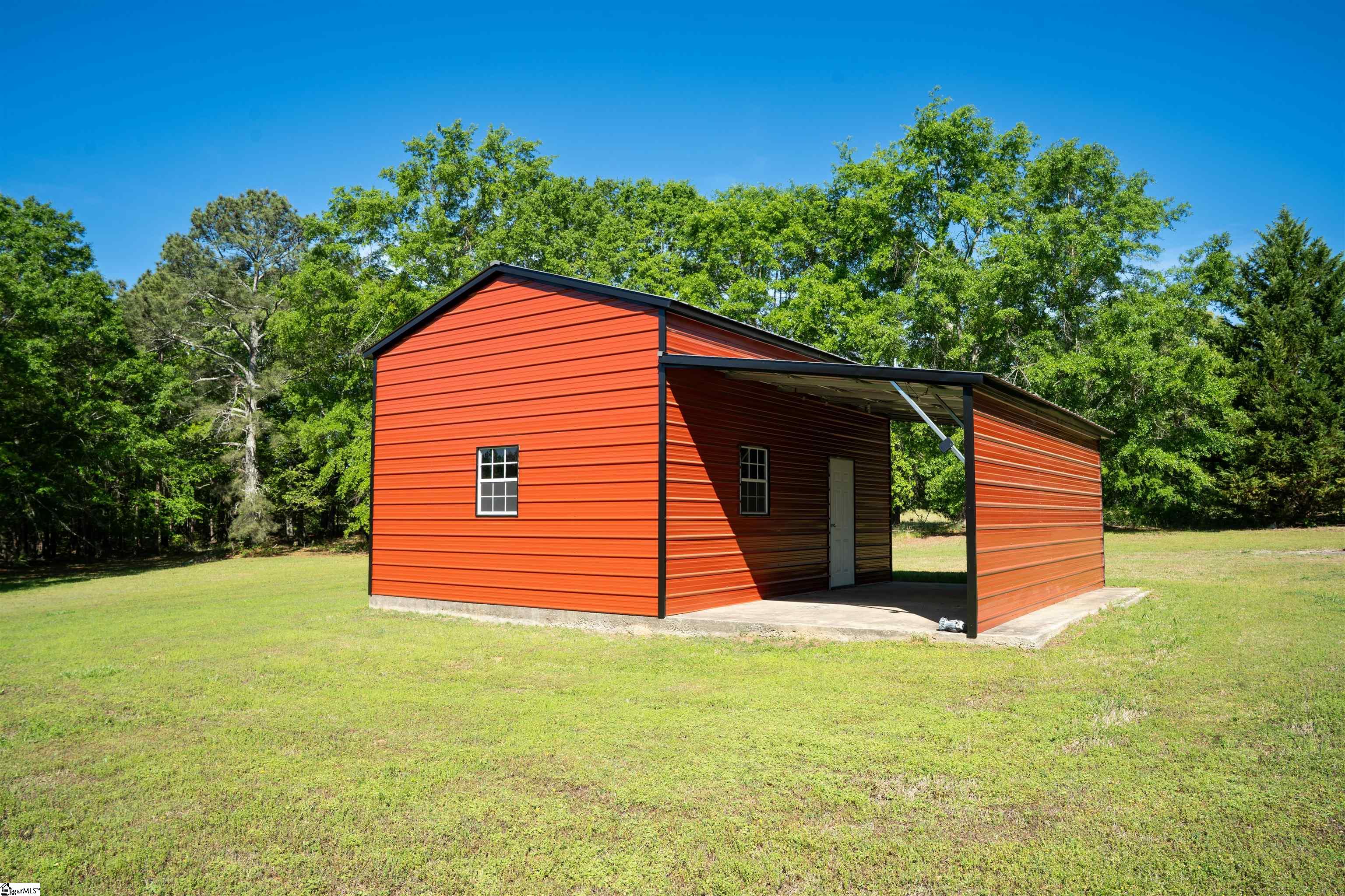 main property photo 31