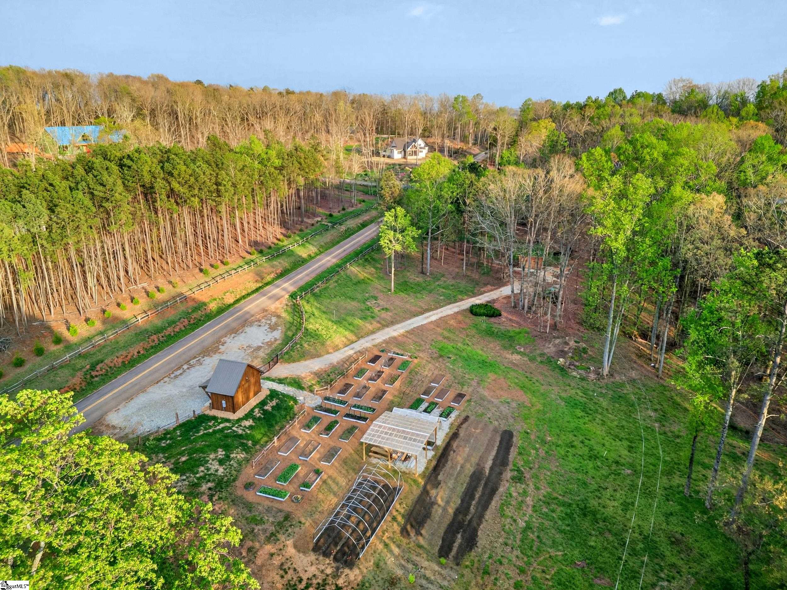 main property photo 43