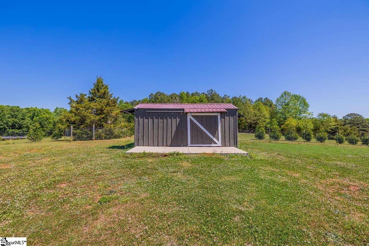 main property photo 36