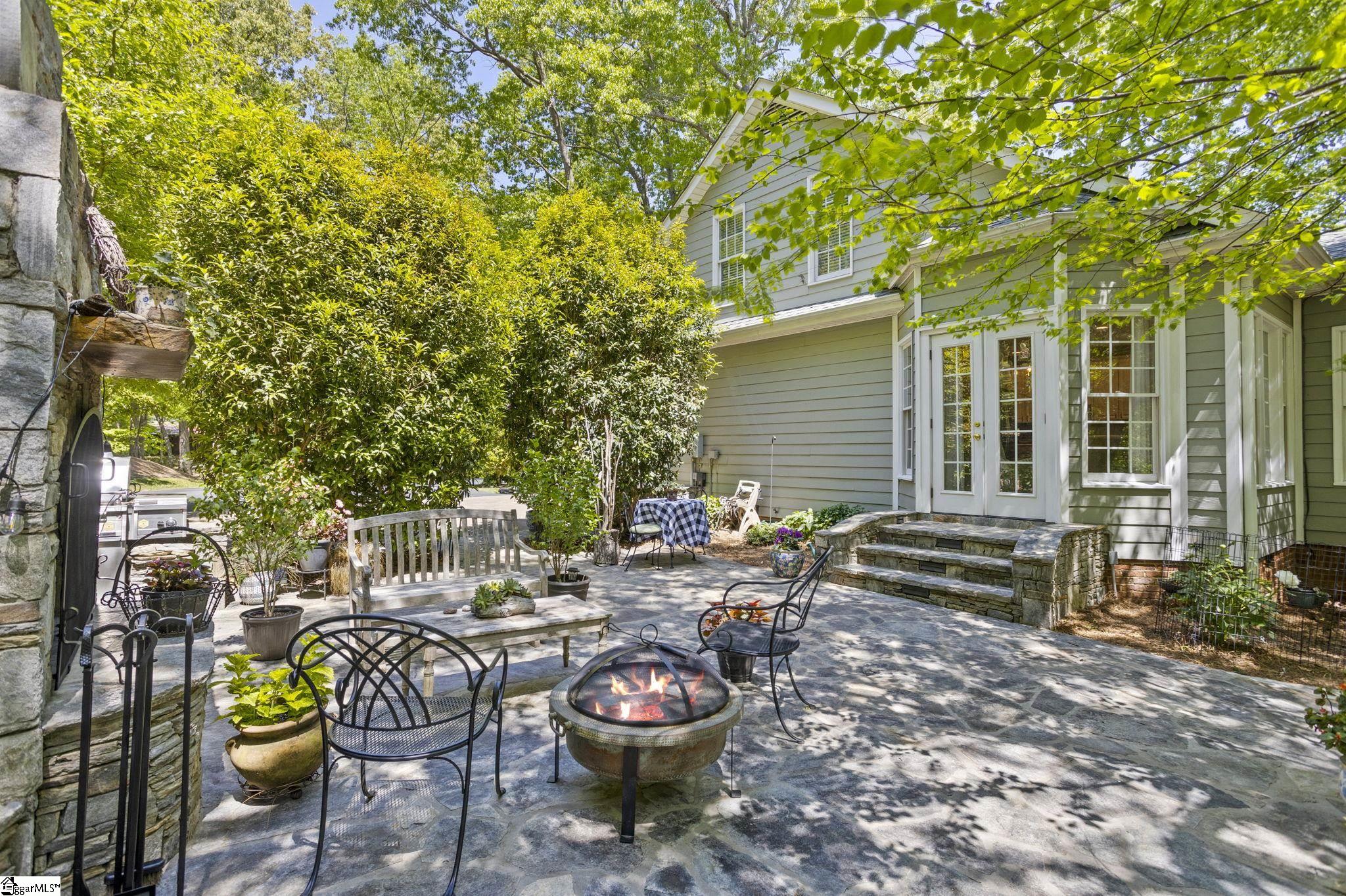 main property photo 41