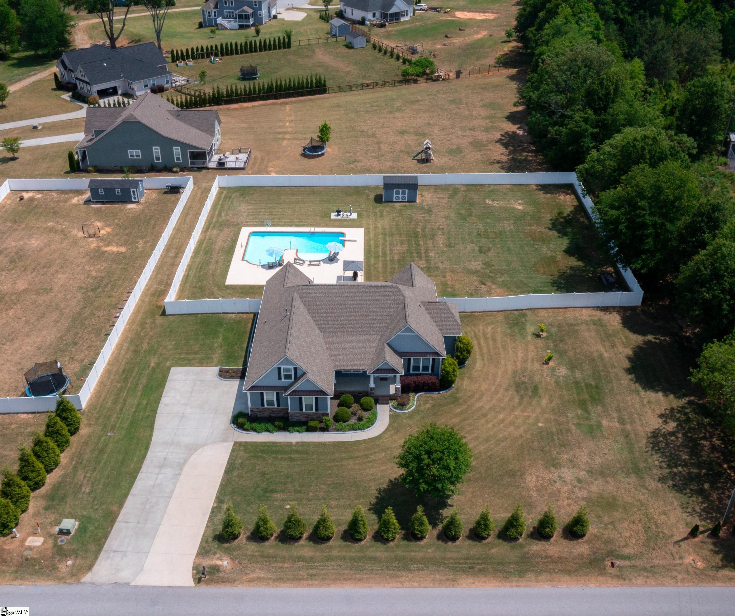 property viewer photo 1