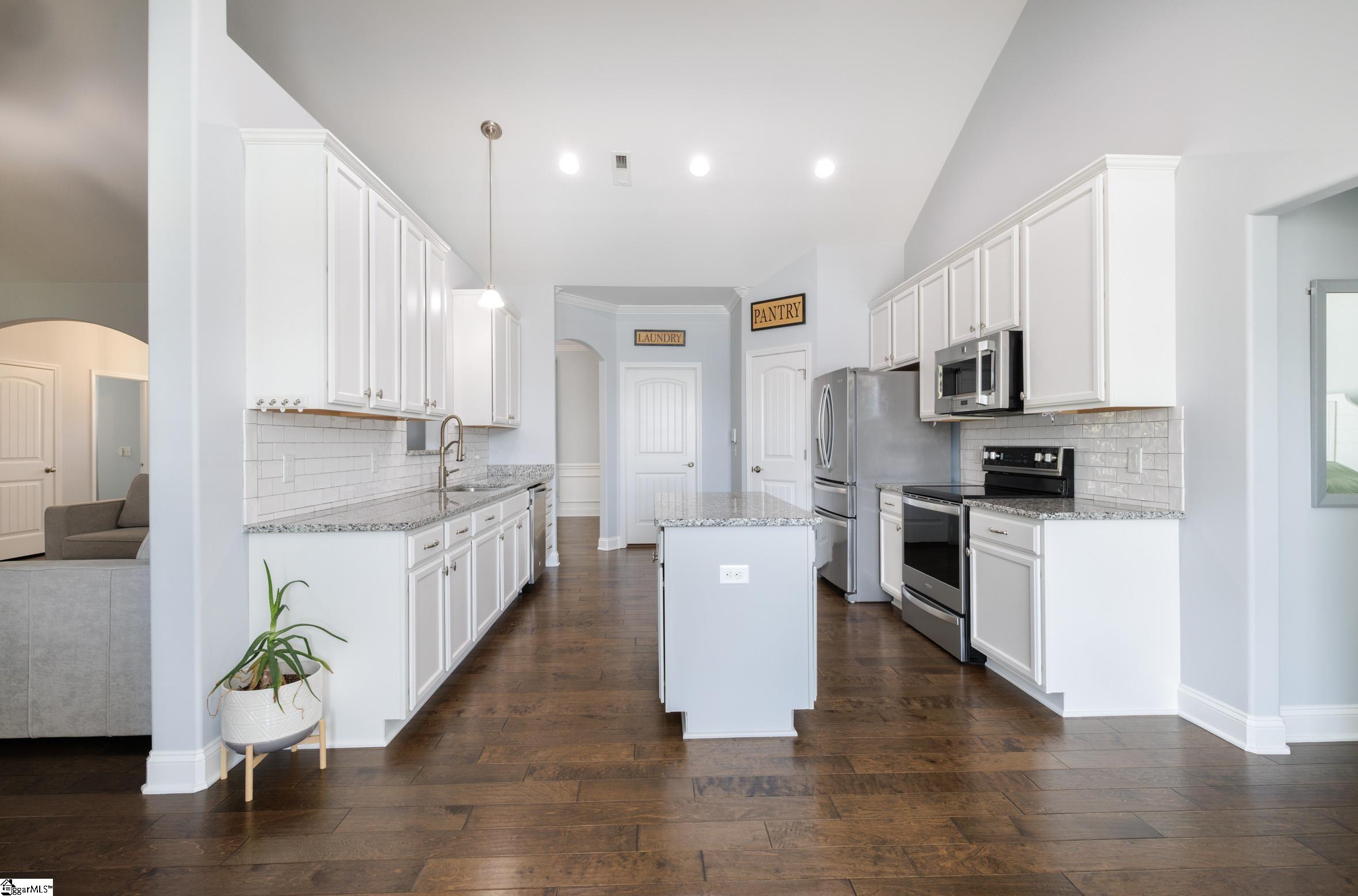 property viewer photo 17