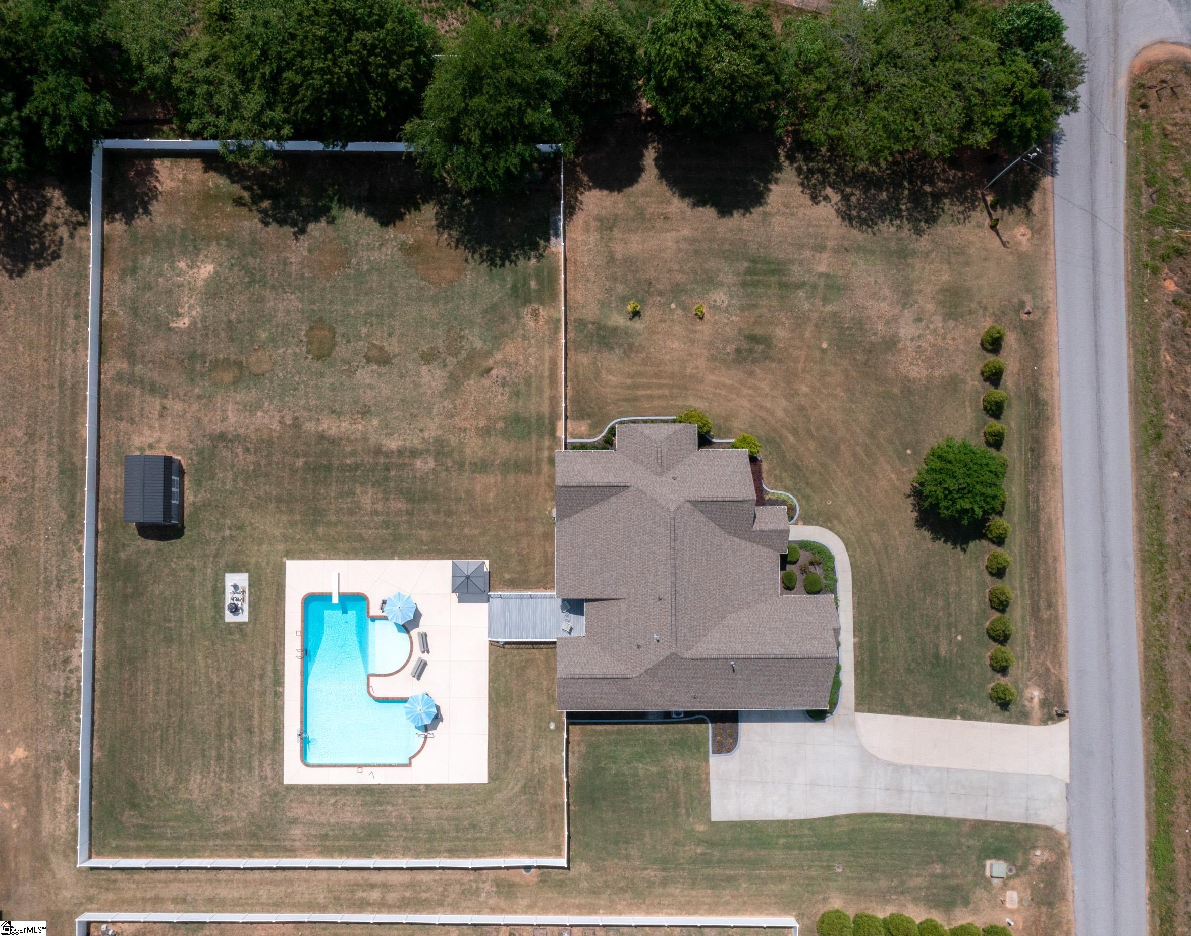 property viewer photo 41