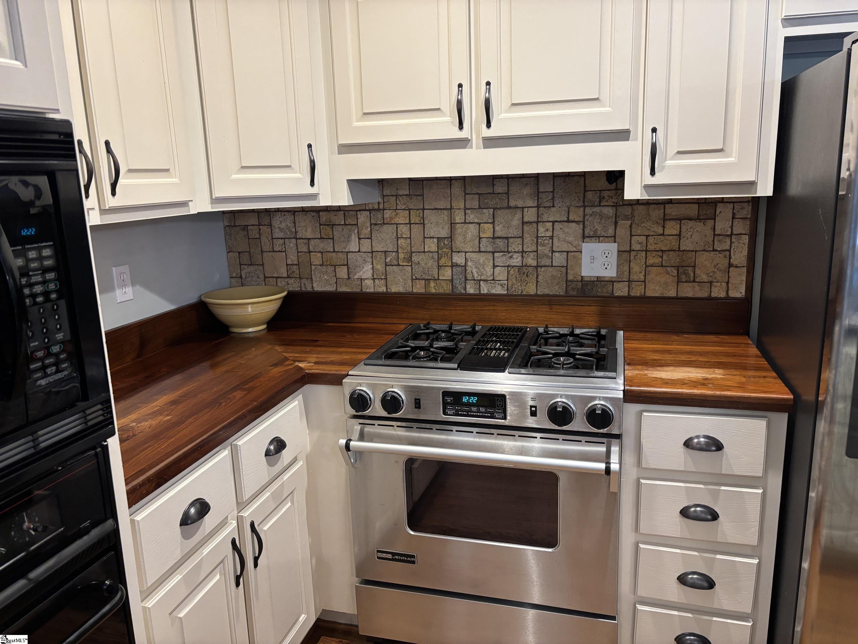 property viewer photo 11