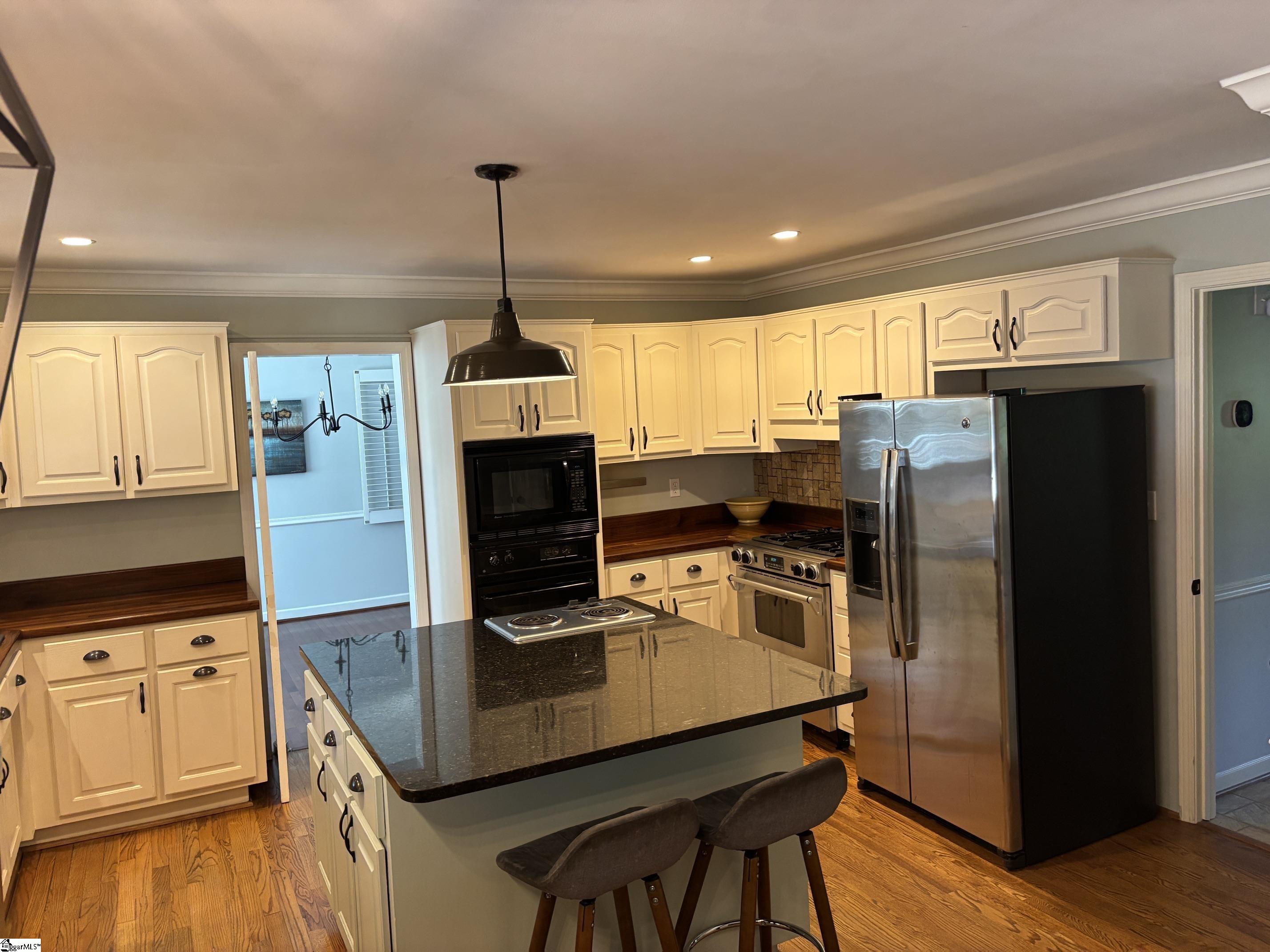 property viewer photo 12
