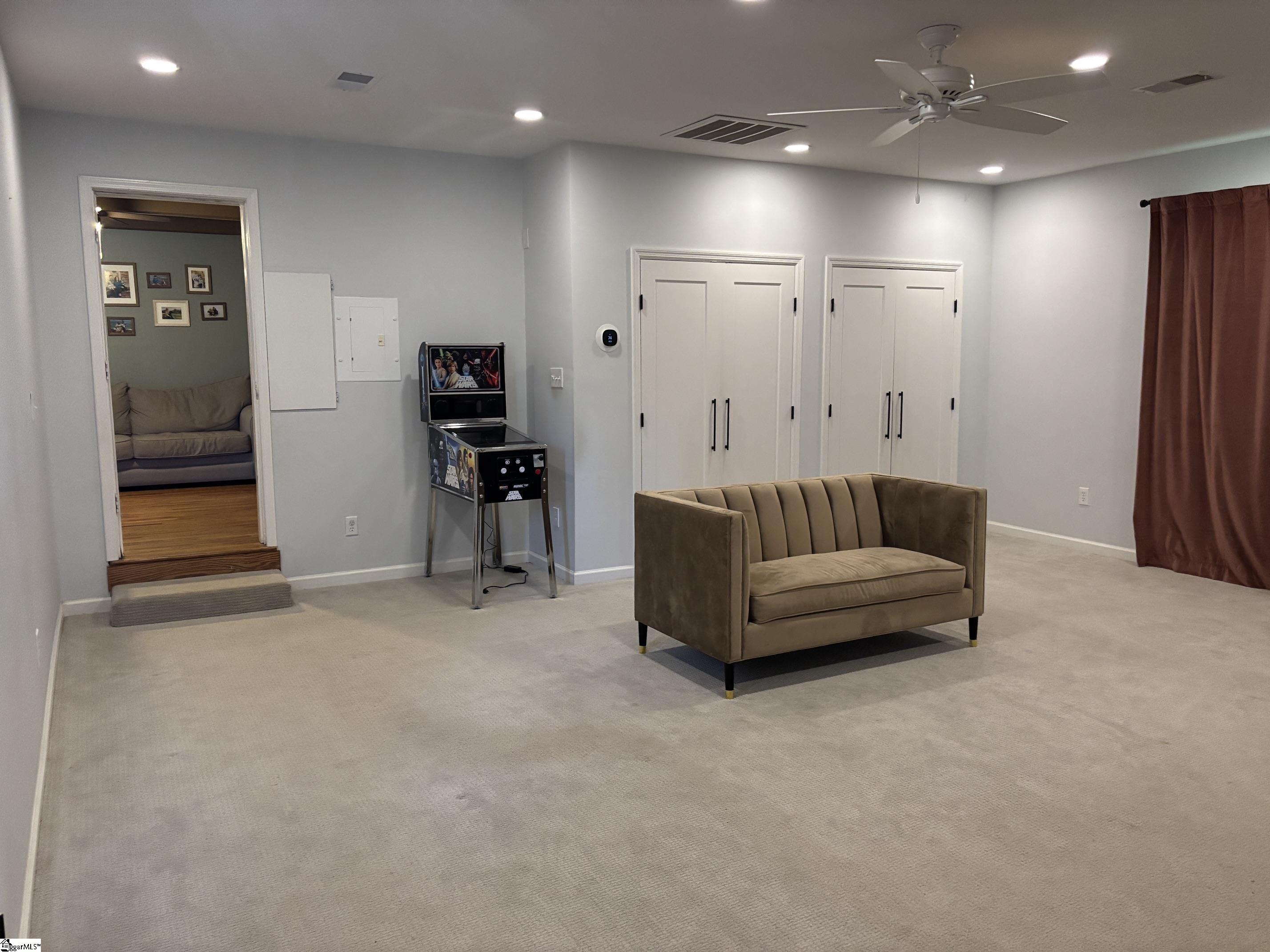 property viewer photo 23