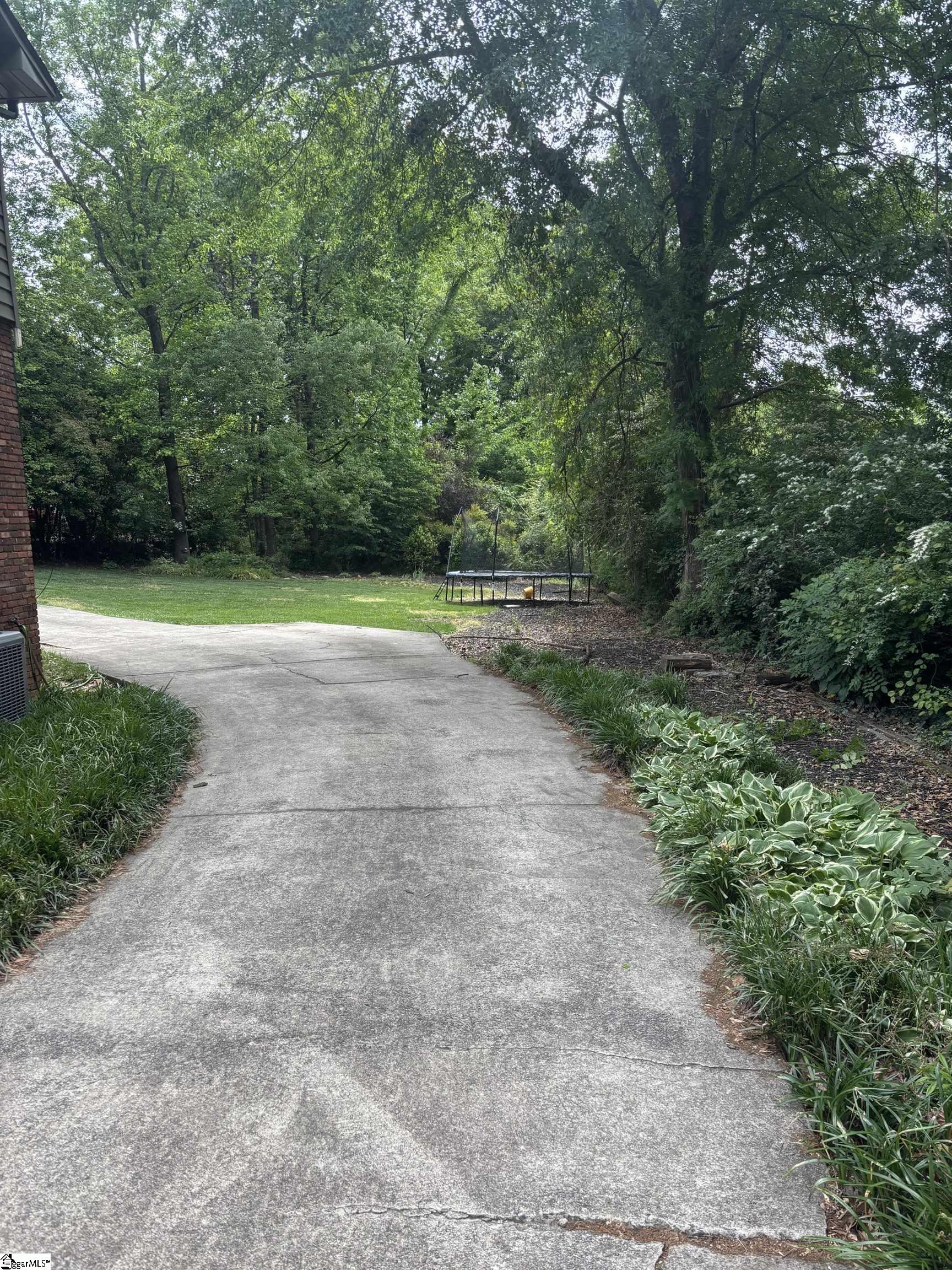 property viewer photo 45