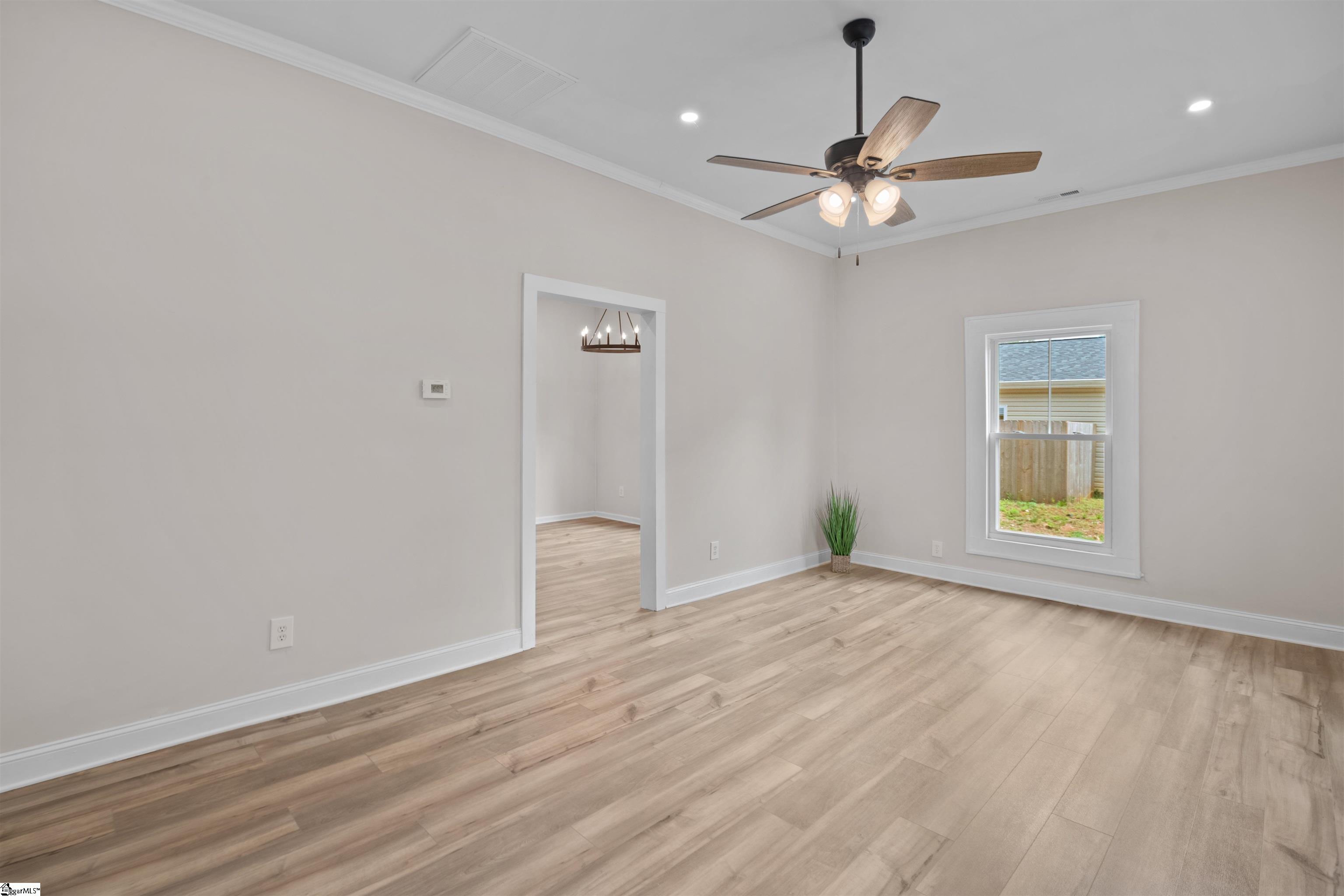 property viewer photo 10