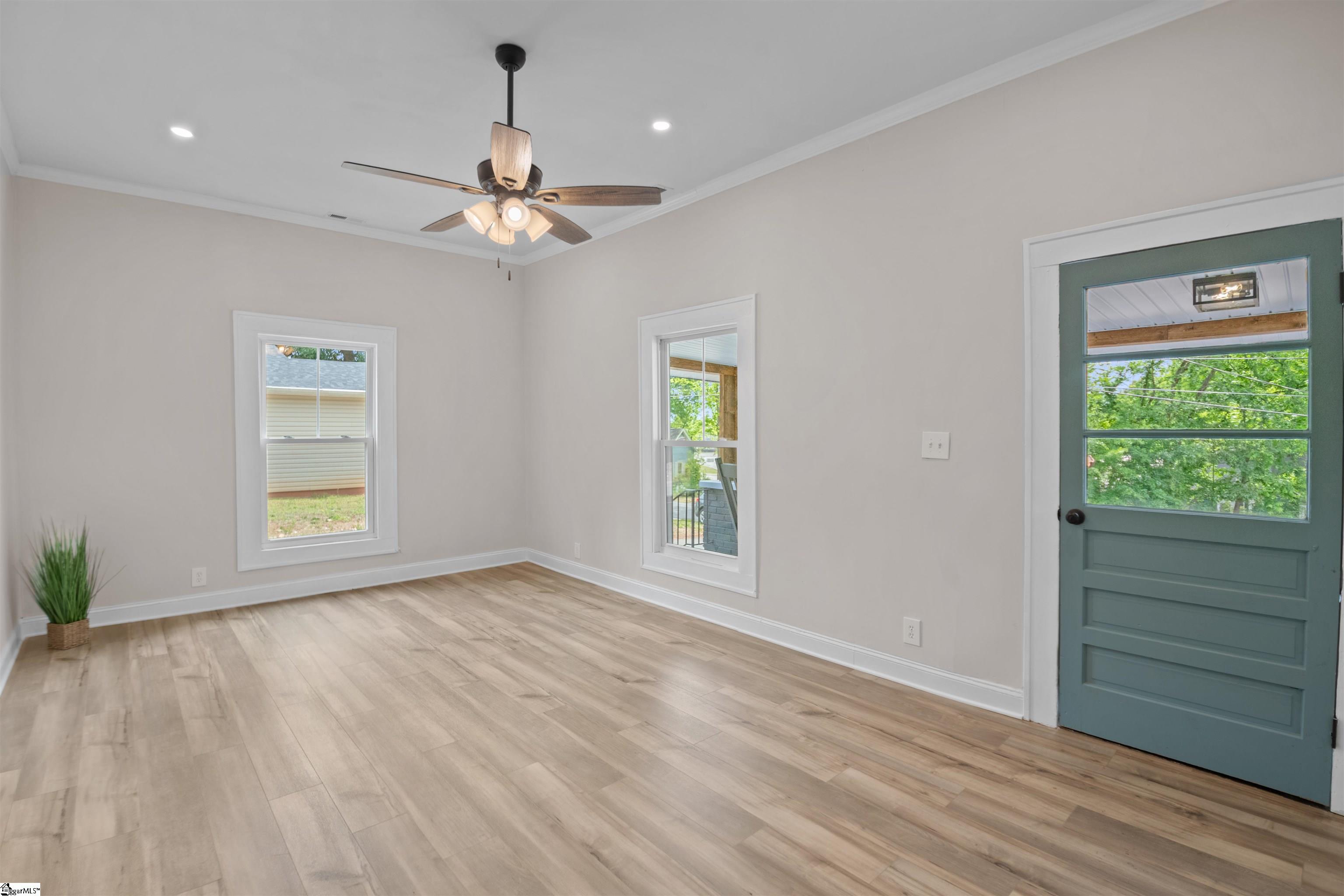 property viewer photo 11