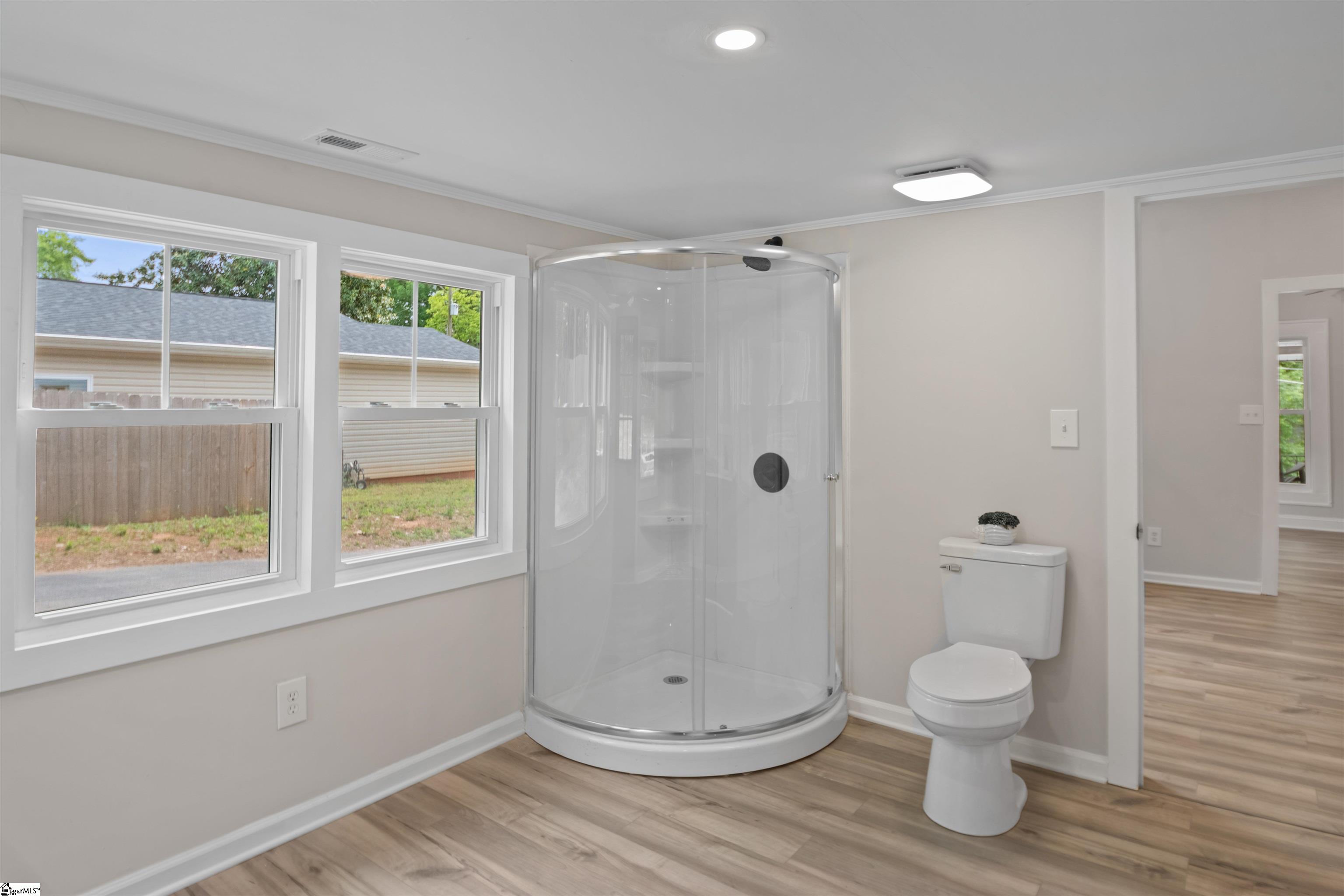 property viewer photo 37