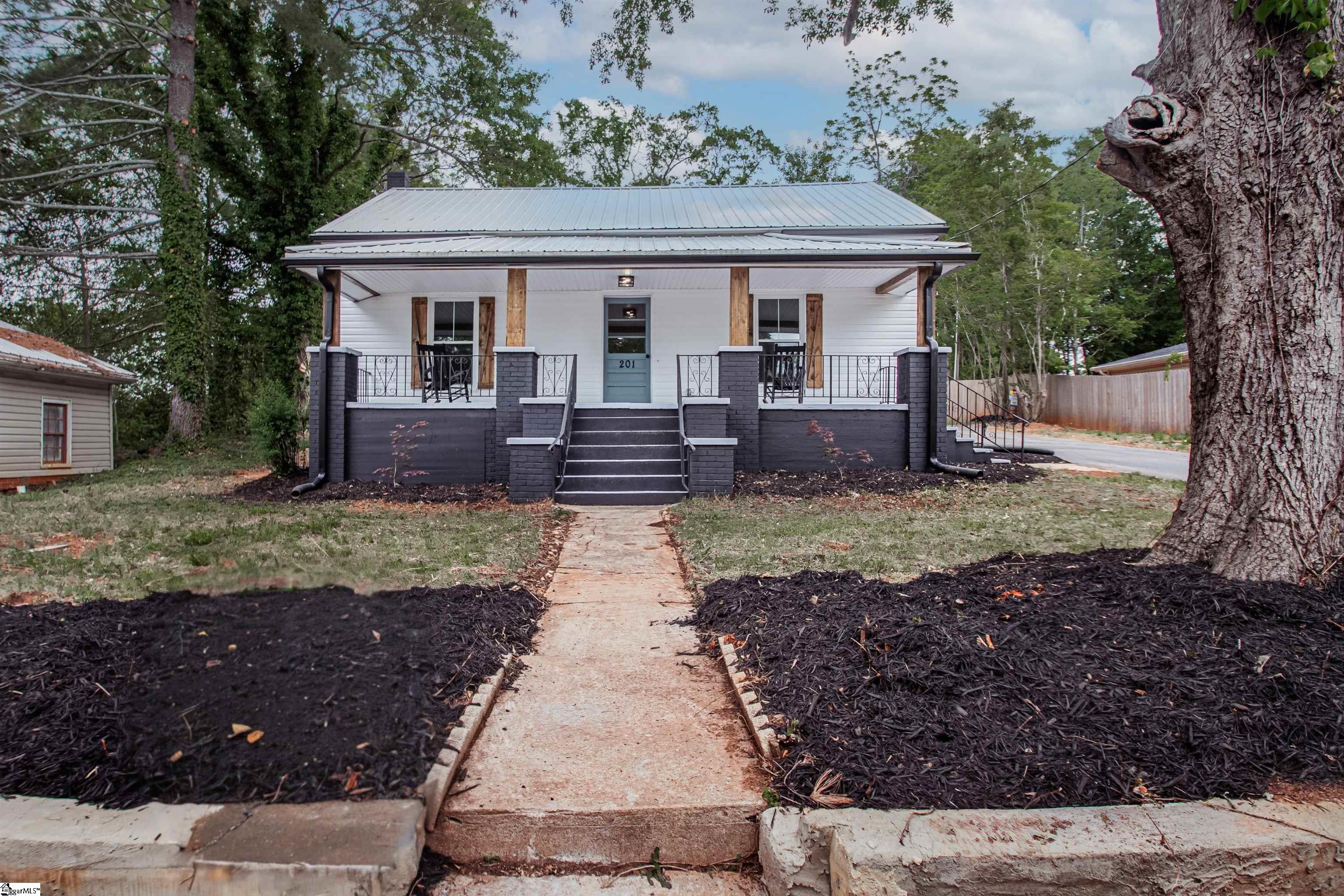 property viewer photo 45